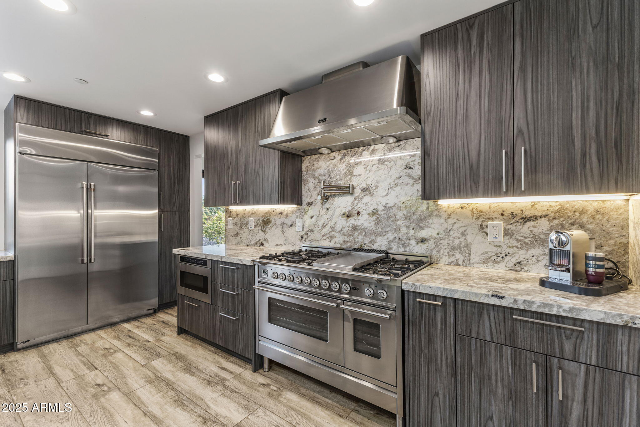 6801 E MESCAL Street