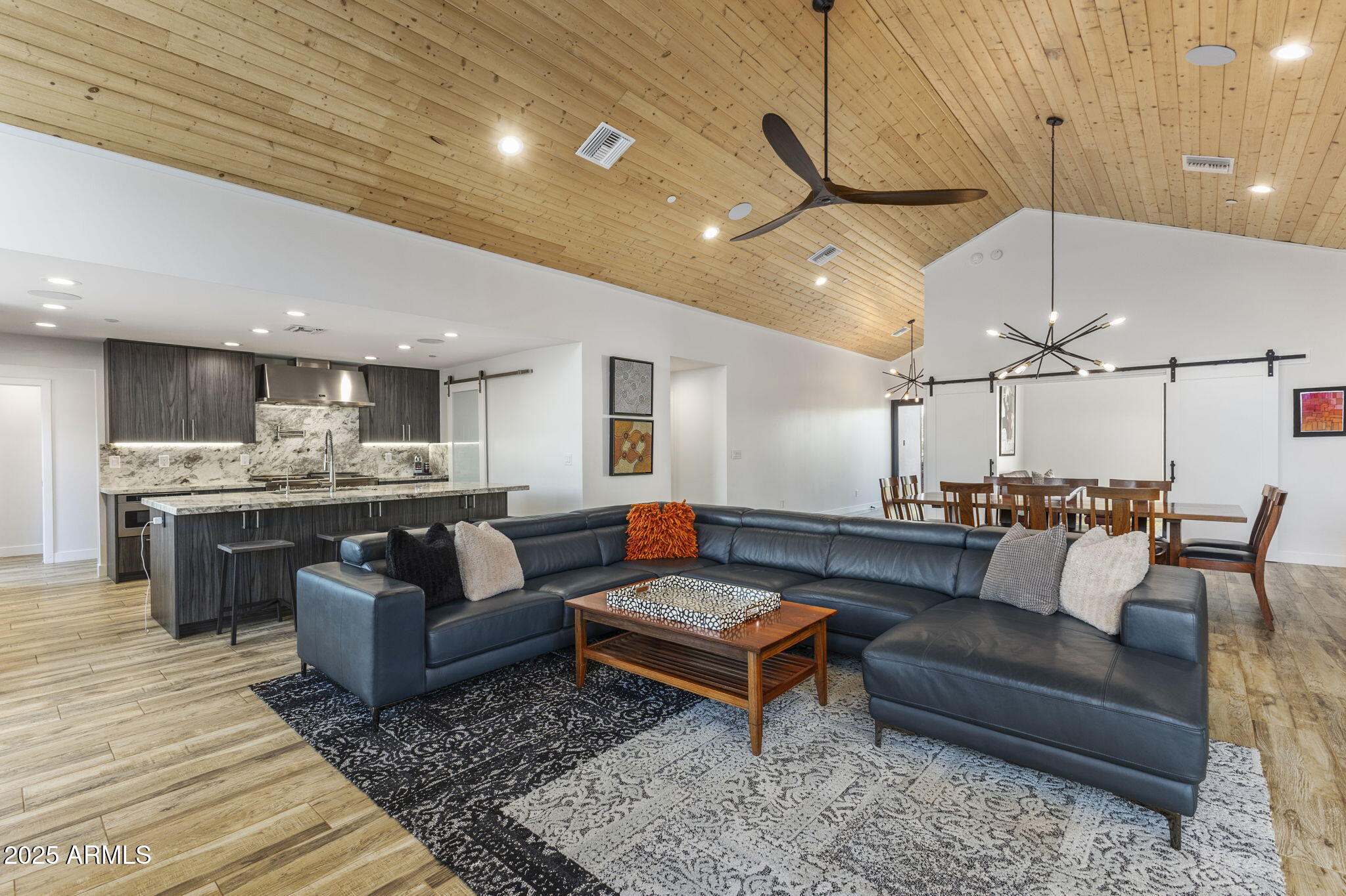 6801 E MESCAL Street