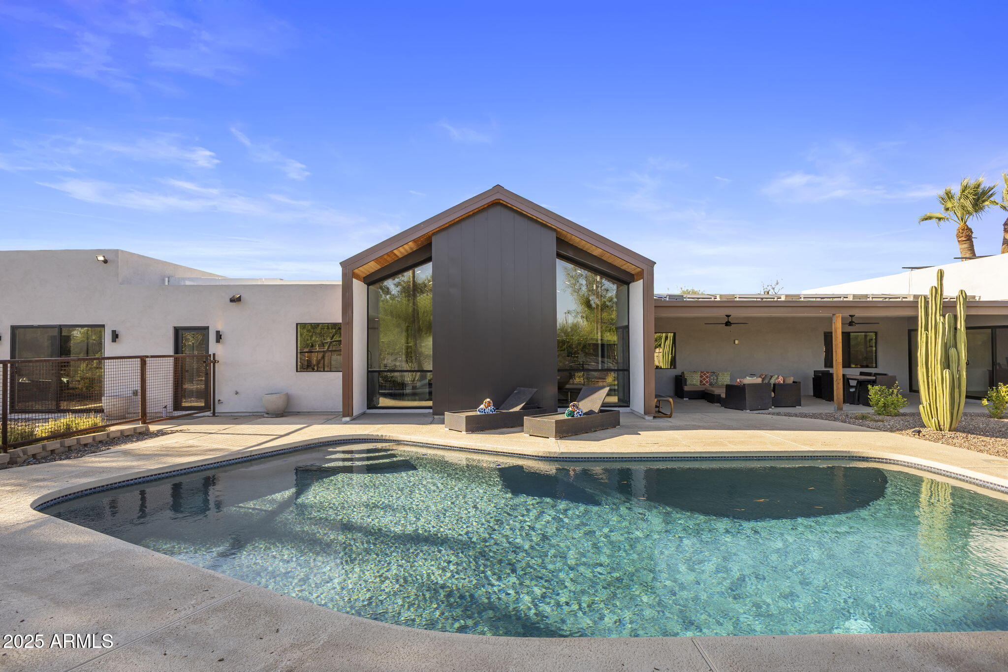 6801 E MESCAL Street