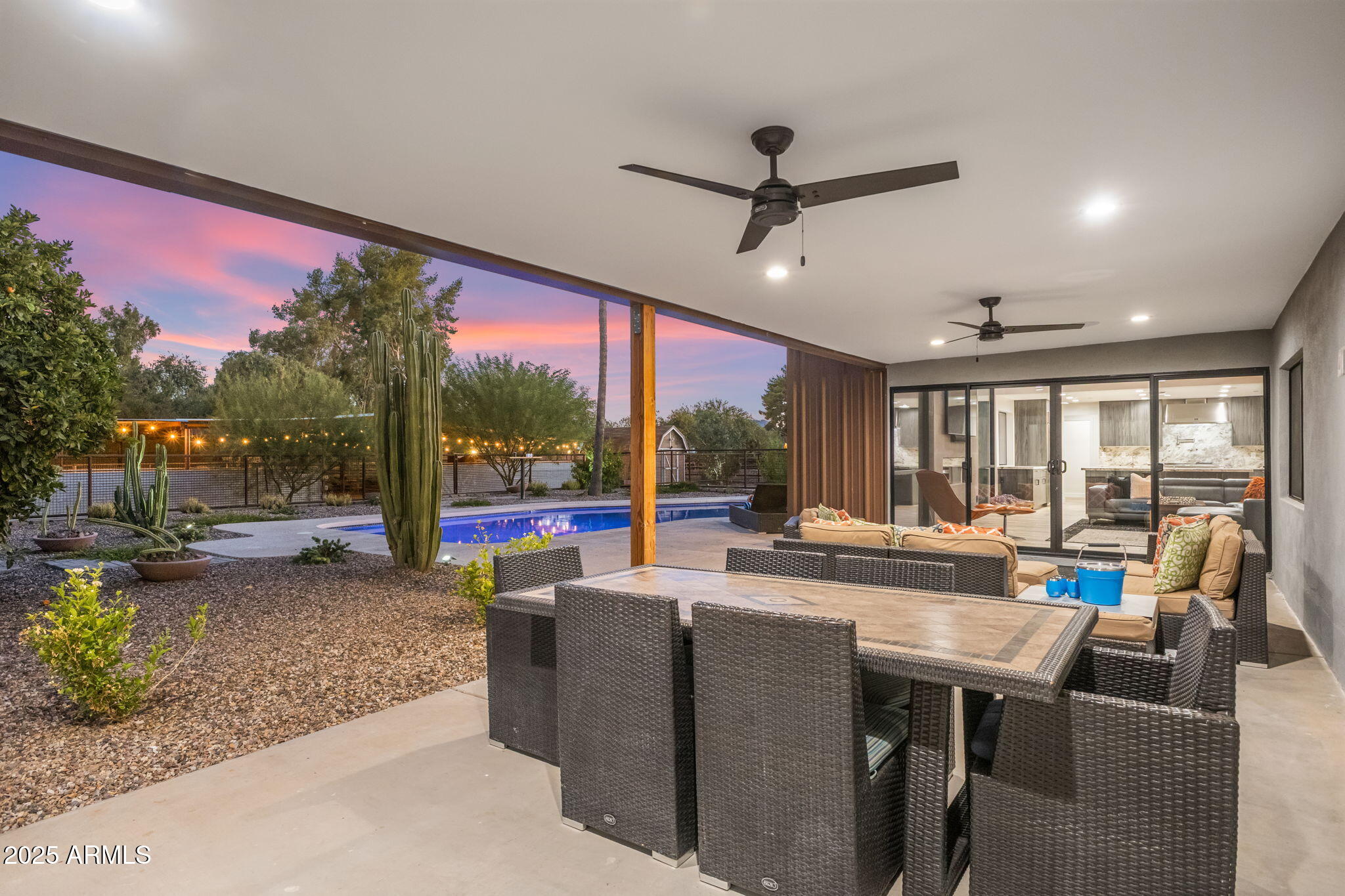 6801 E MESCAL Street