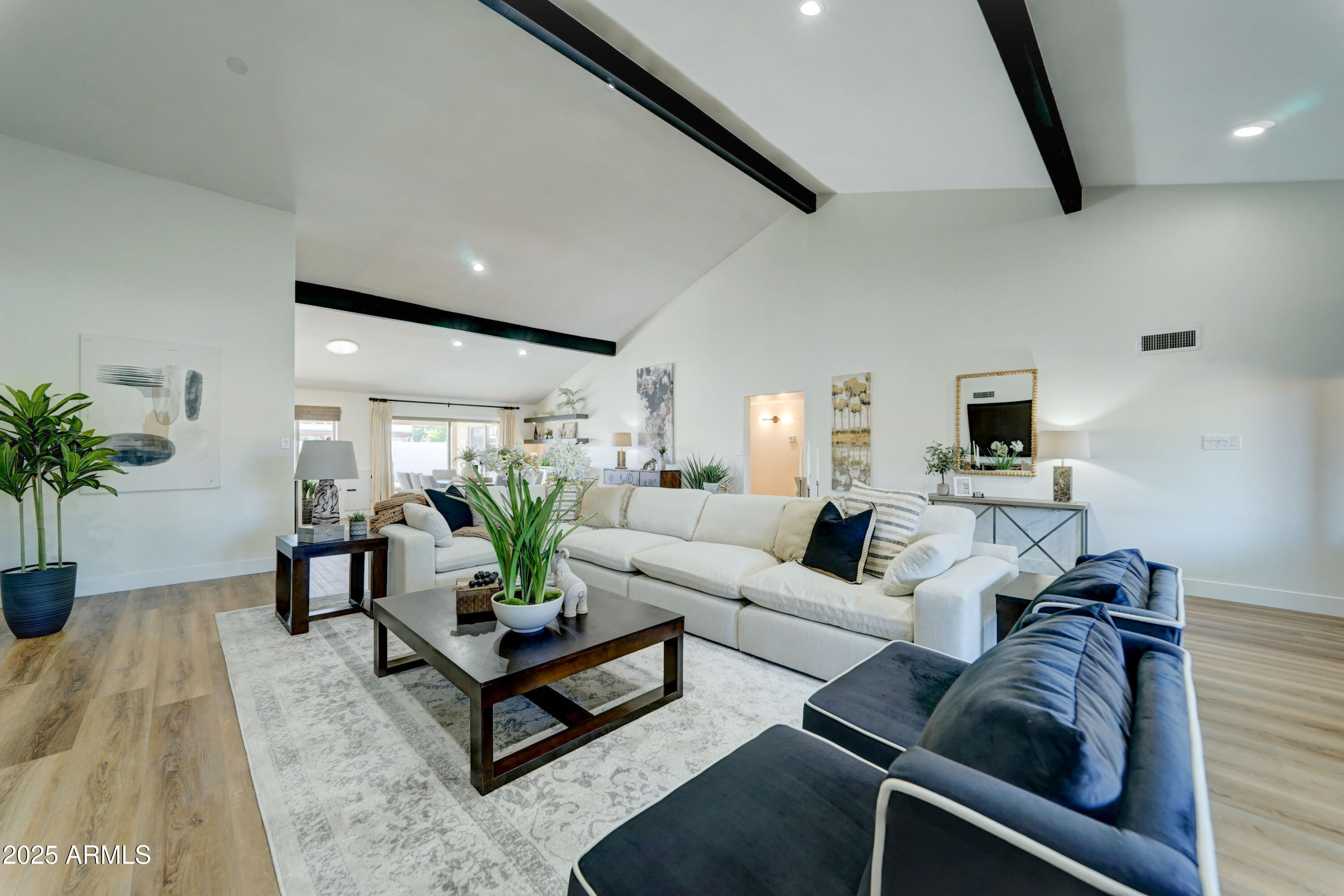 7823 E VIA DEL FUTURO