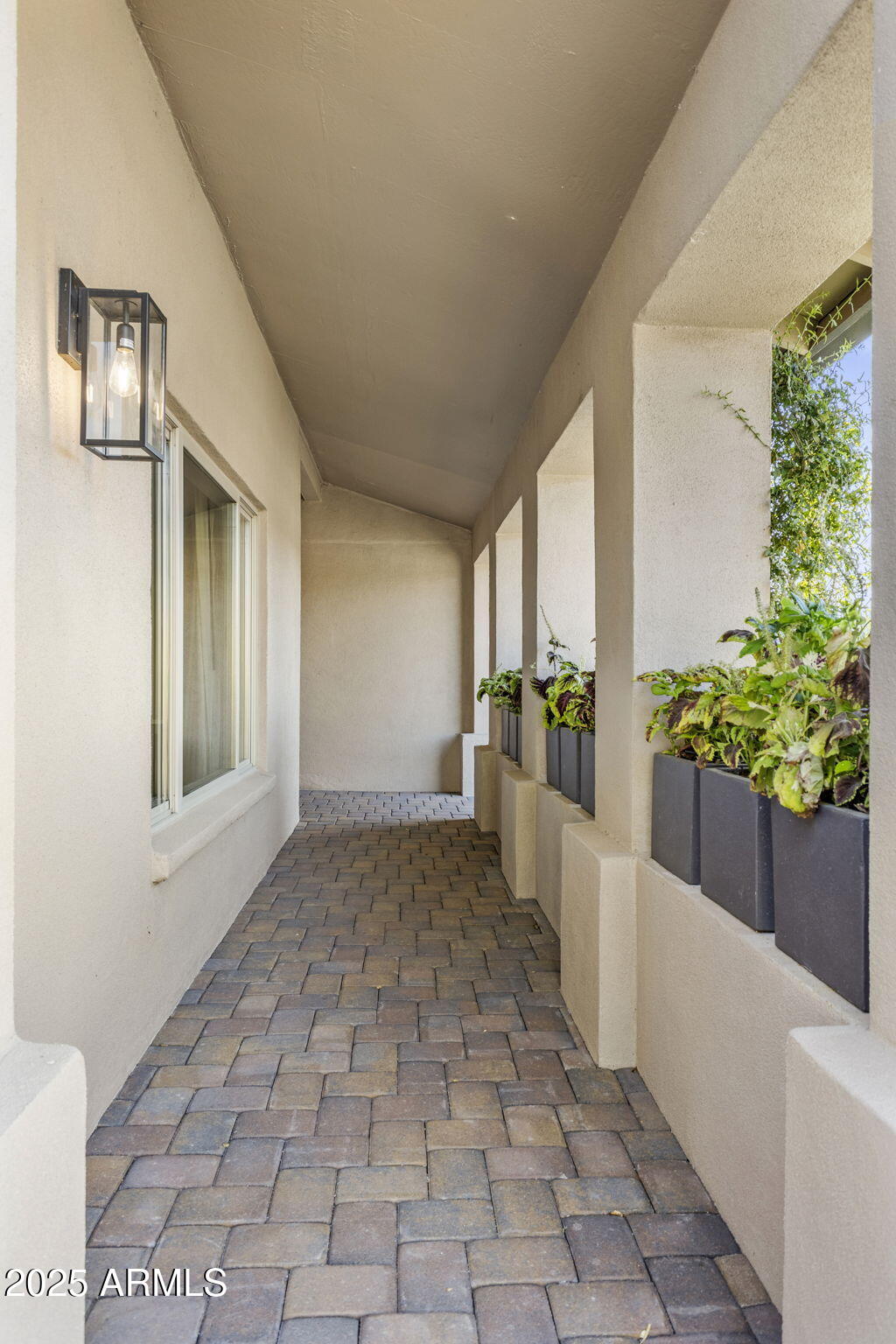 7823 E VIA DEL FUTURO