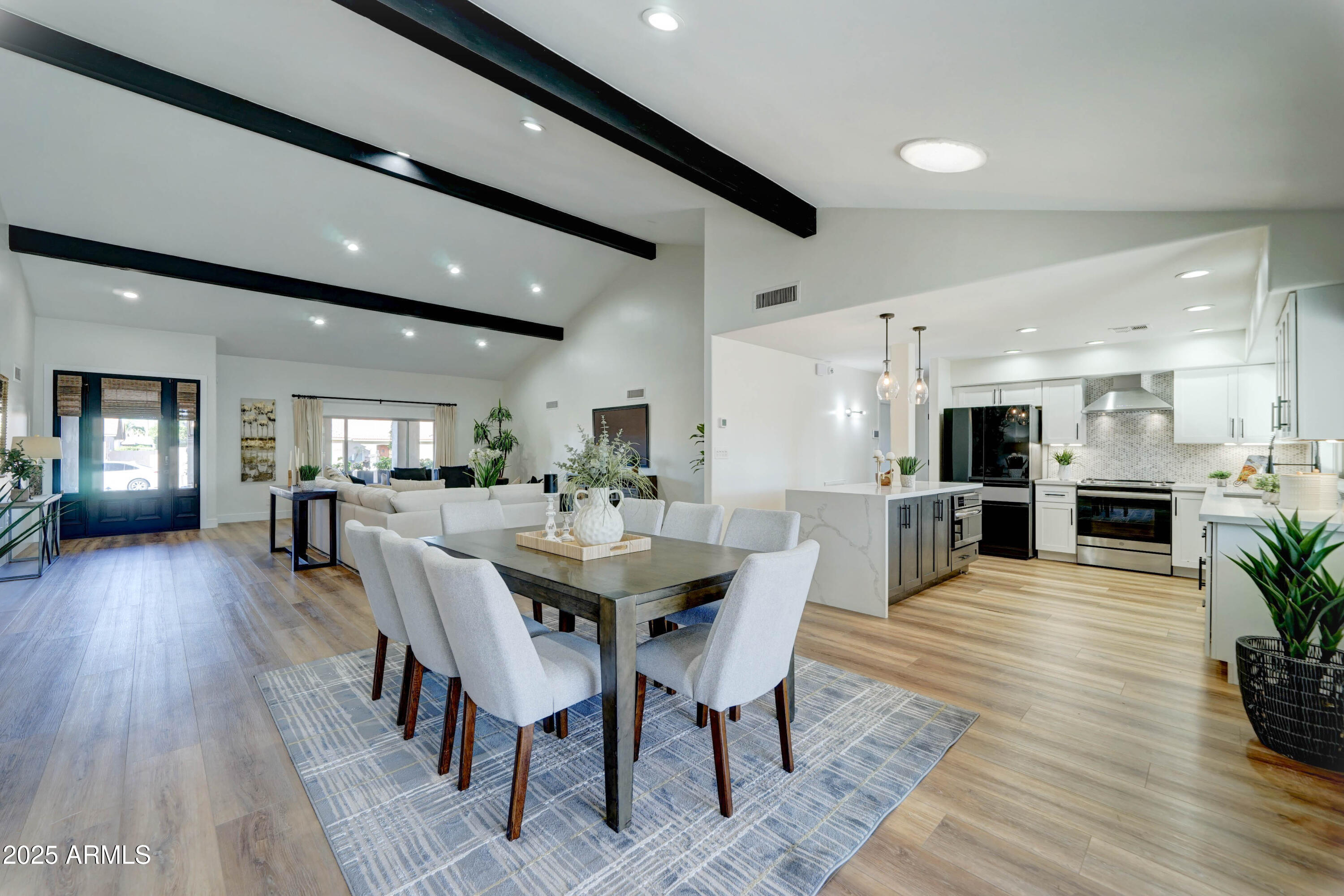 7823 E VIA DEL FUTURO