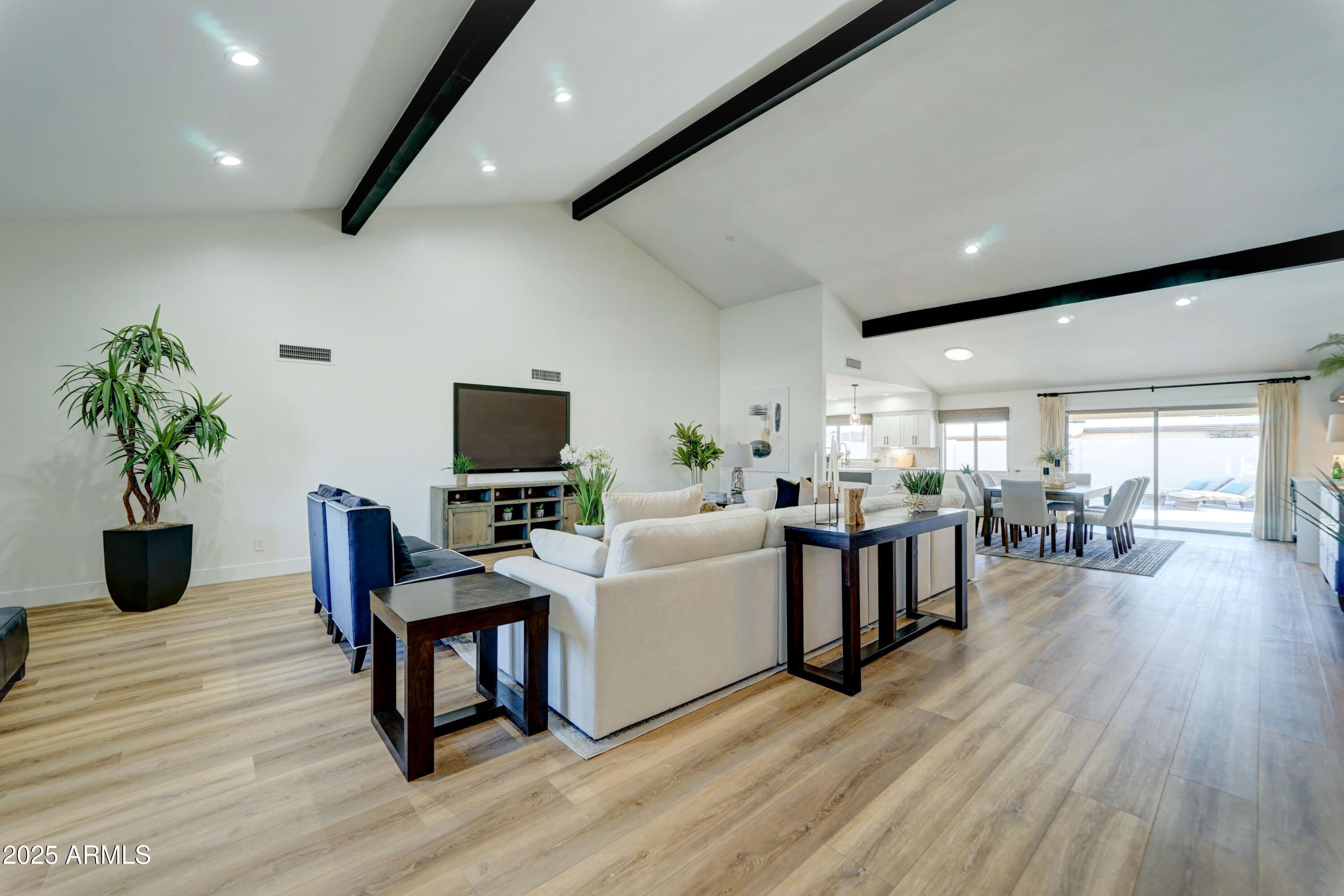 7823 E VIA DEL FUTURO