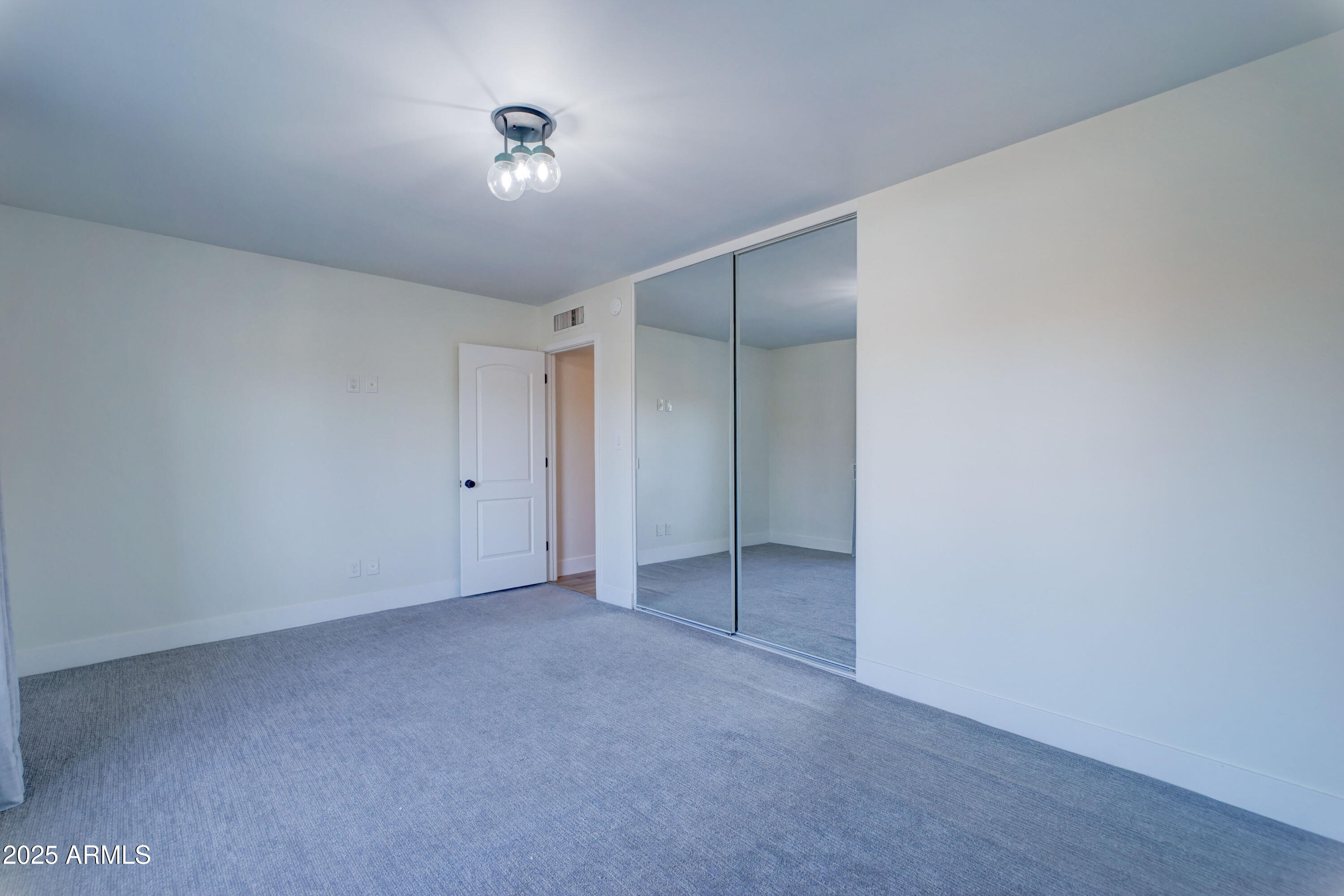 7823 E VIA DEL FUTURO