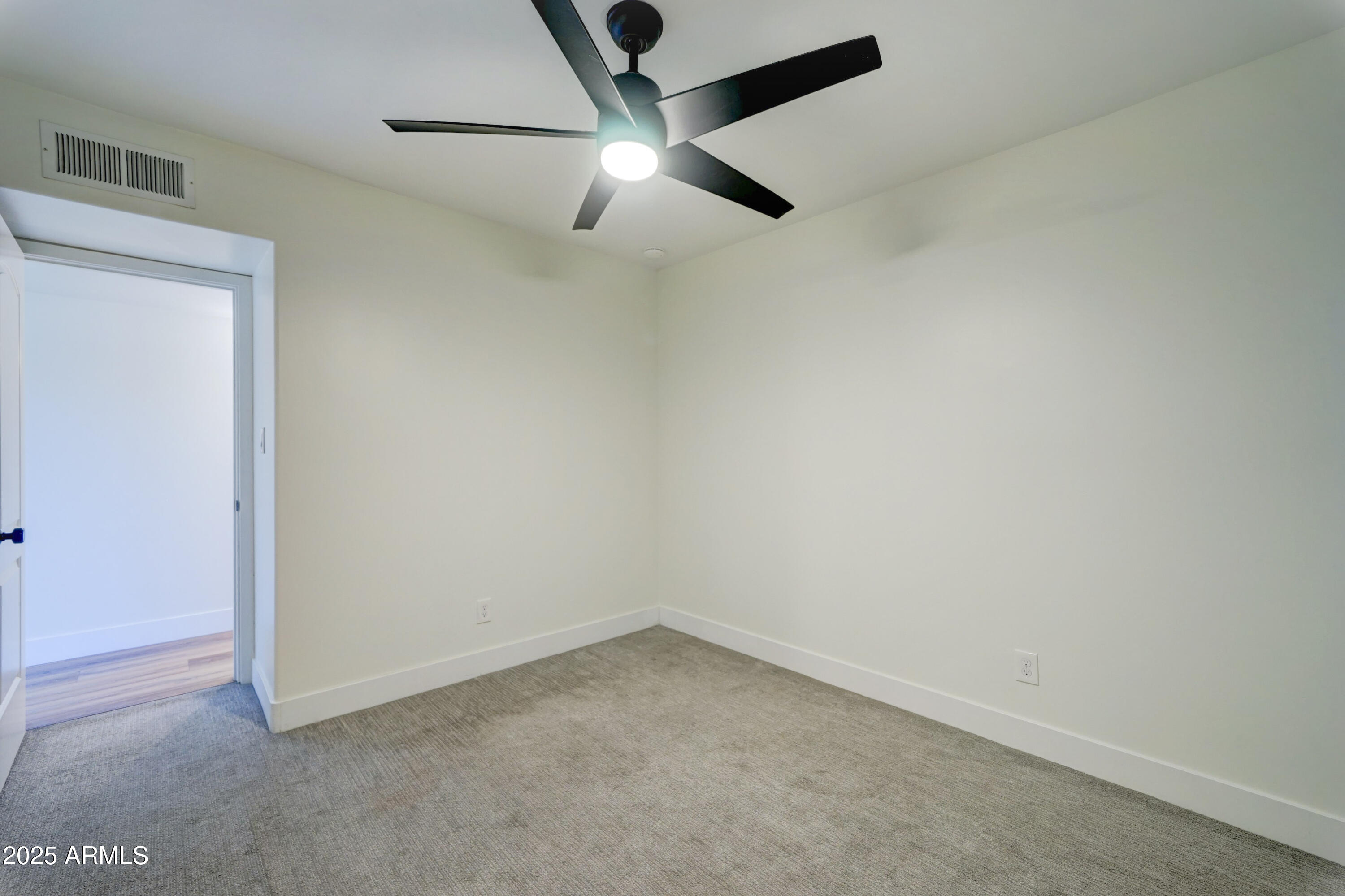 7823 E VIA DEL FUTURO