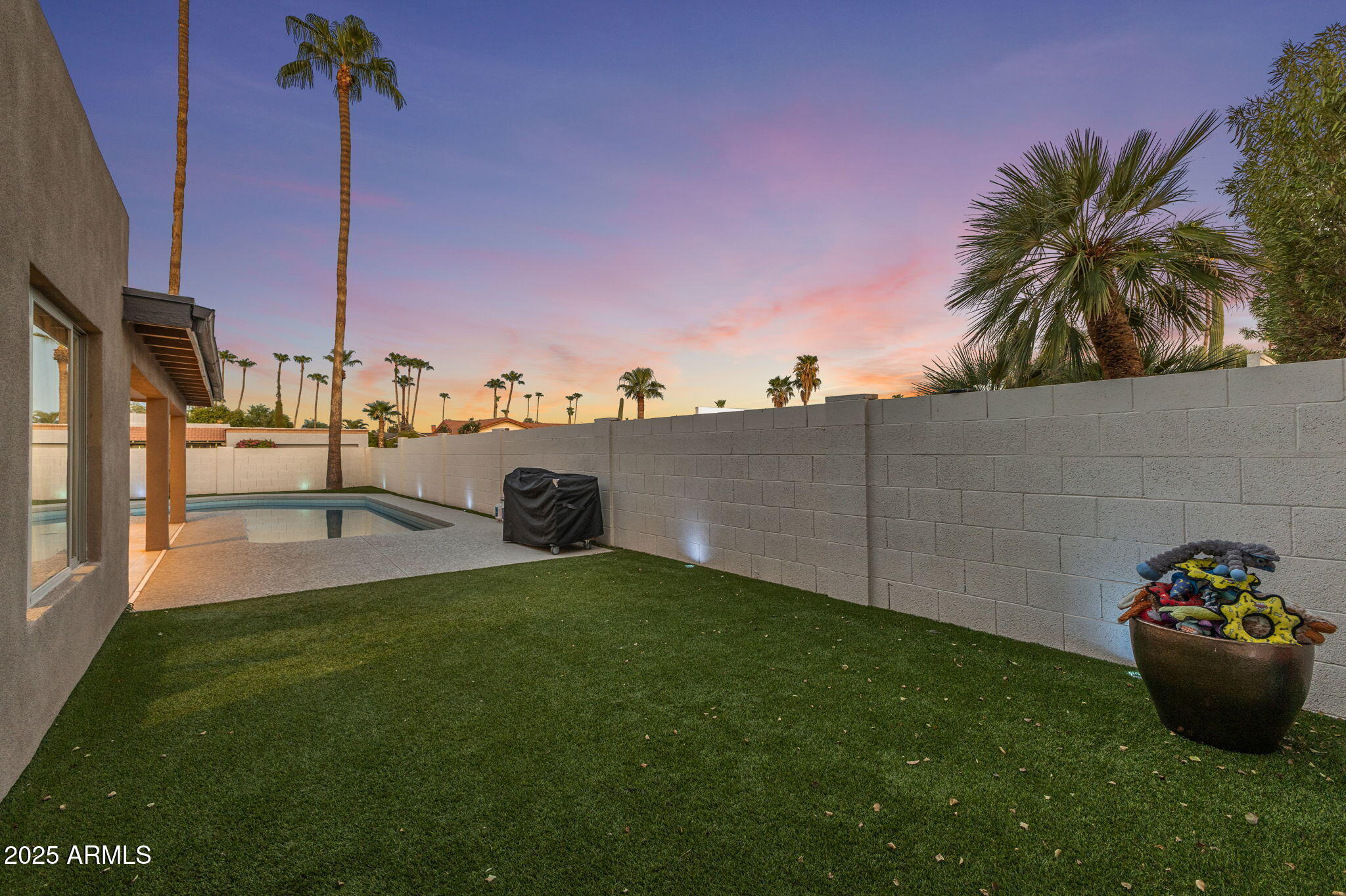 7823 E VIA DEL FUTURO