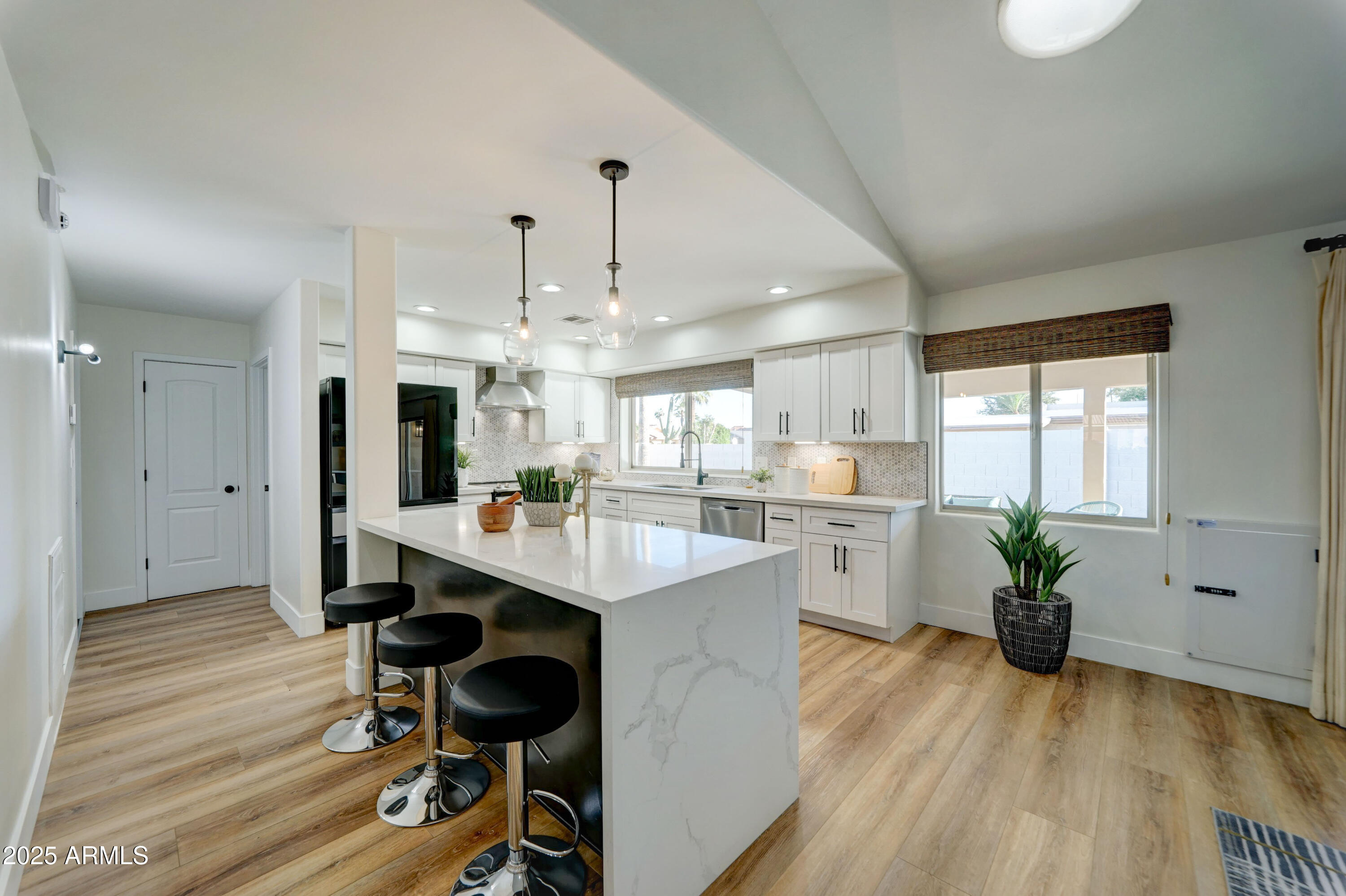 7823 E VIA DEL FUTURO