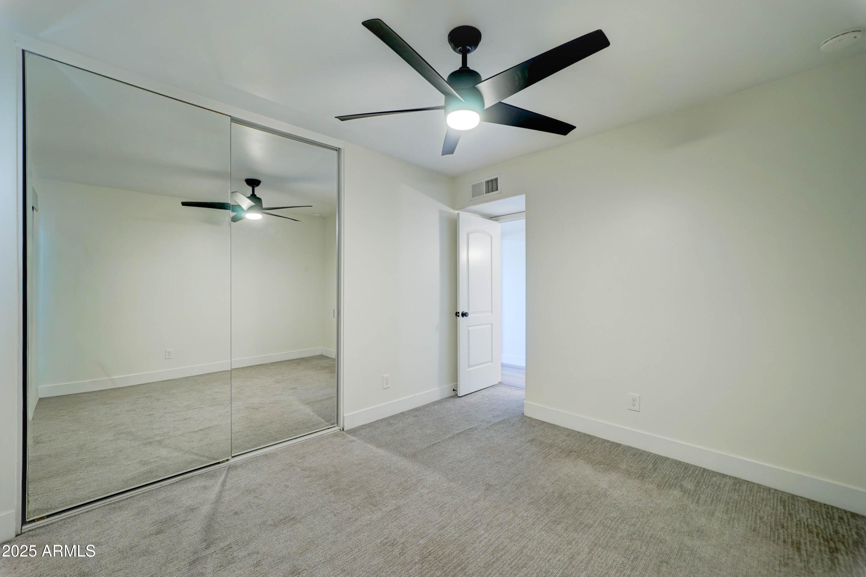 7823 E VIA DEL FUTURO