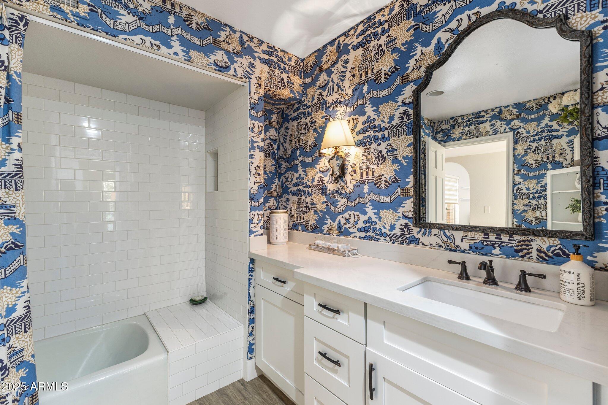 6701 N SCOTTSDALE Road Unit: 30