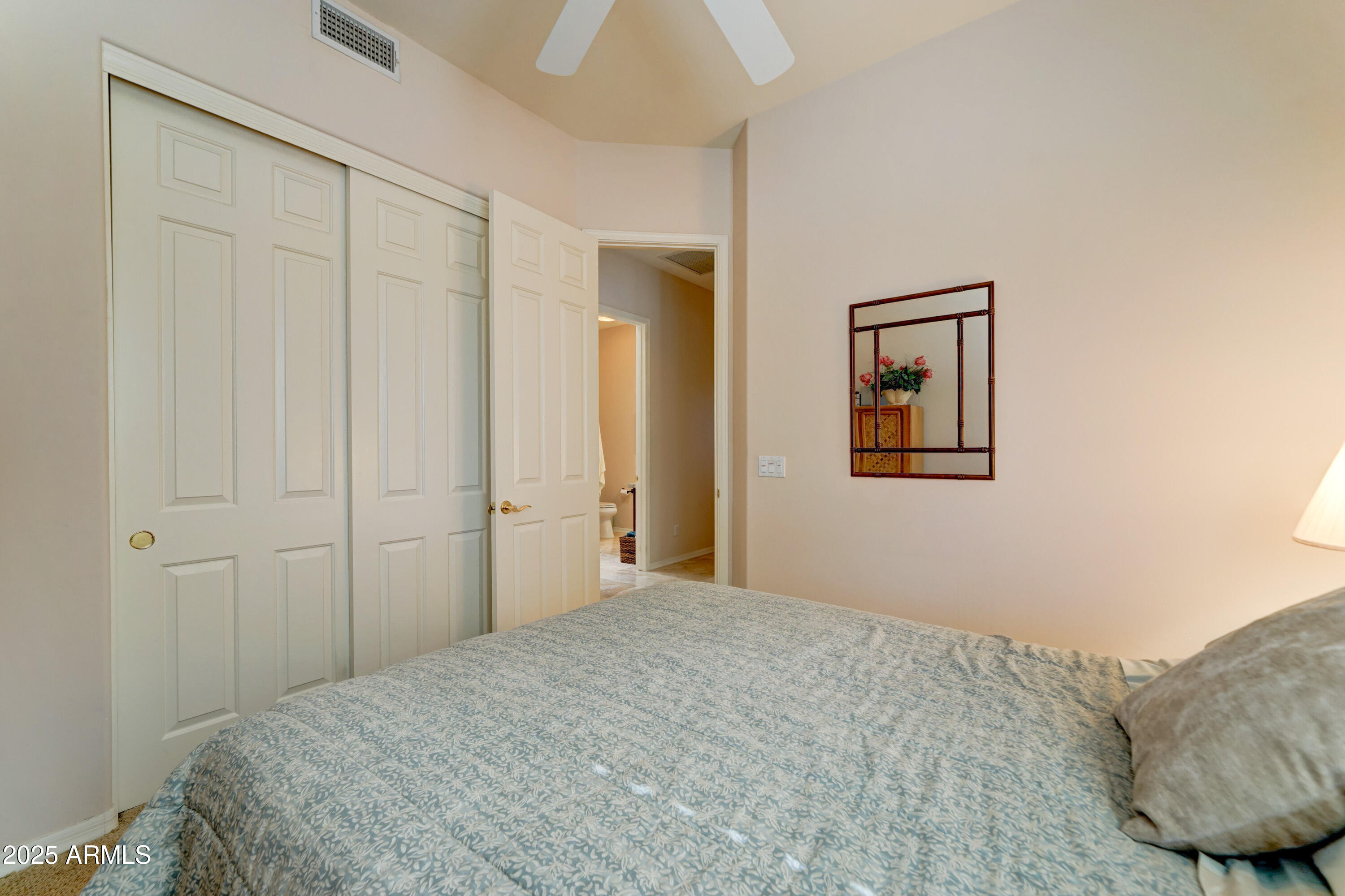 9406 E HIDDEN GREEN Drive