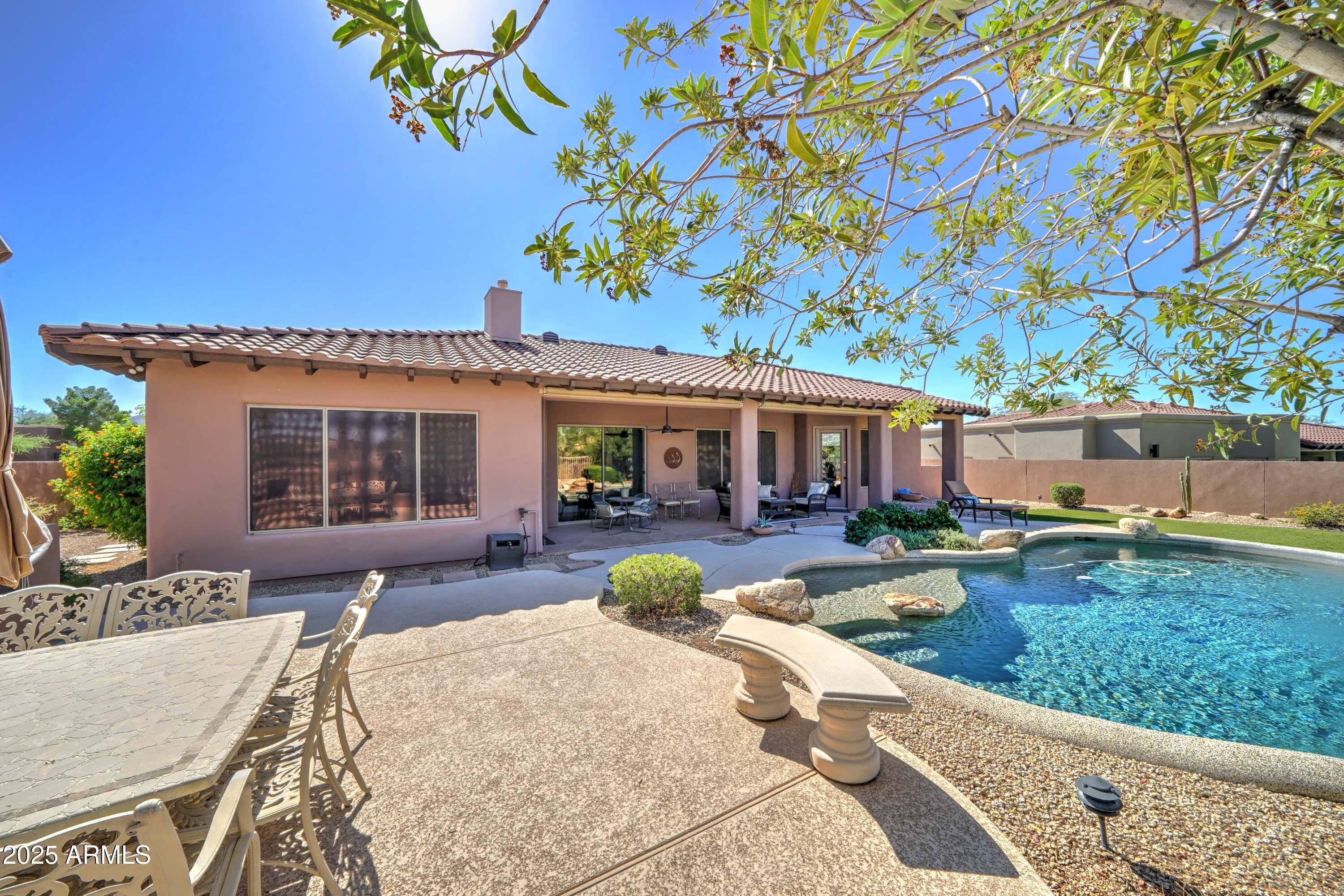 9406 E HIDDEN GREEN Drive