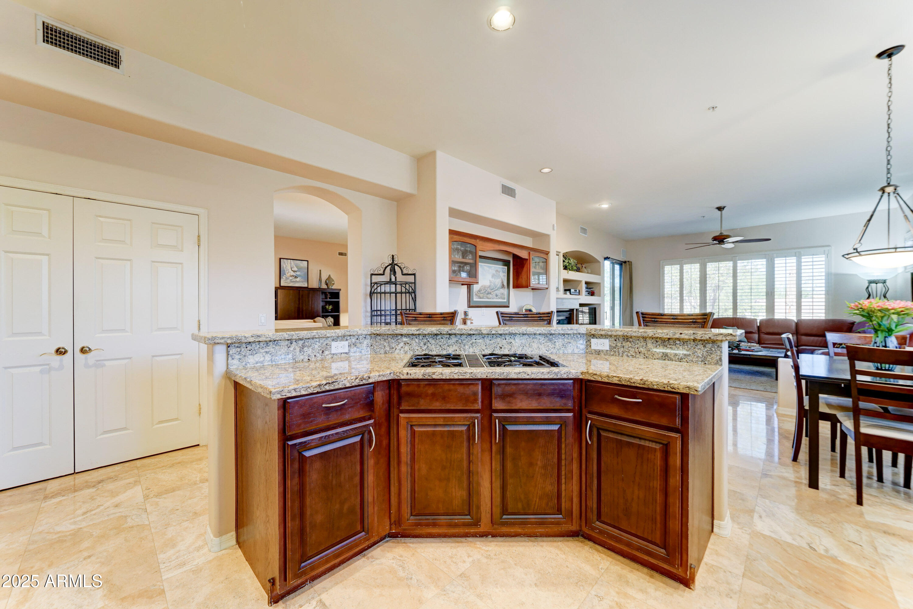 9406 E HIDDEN GREEN Drive