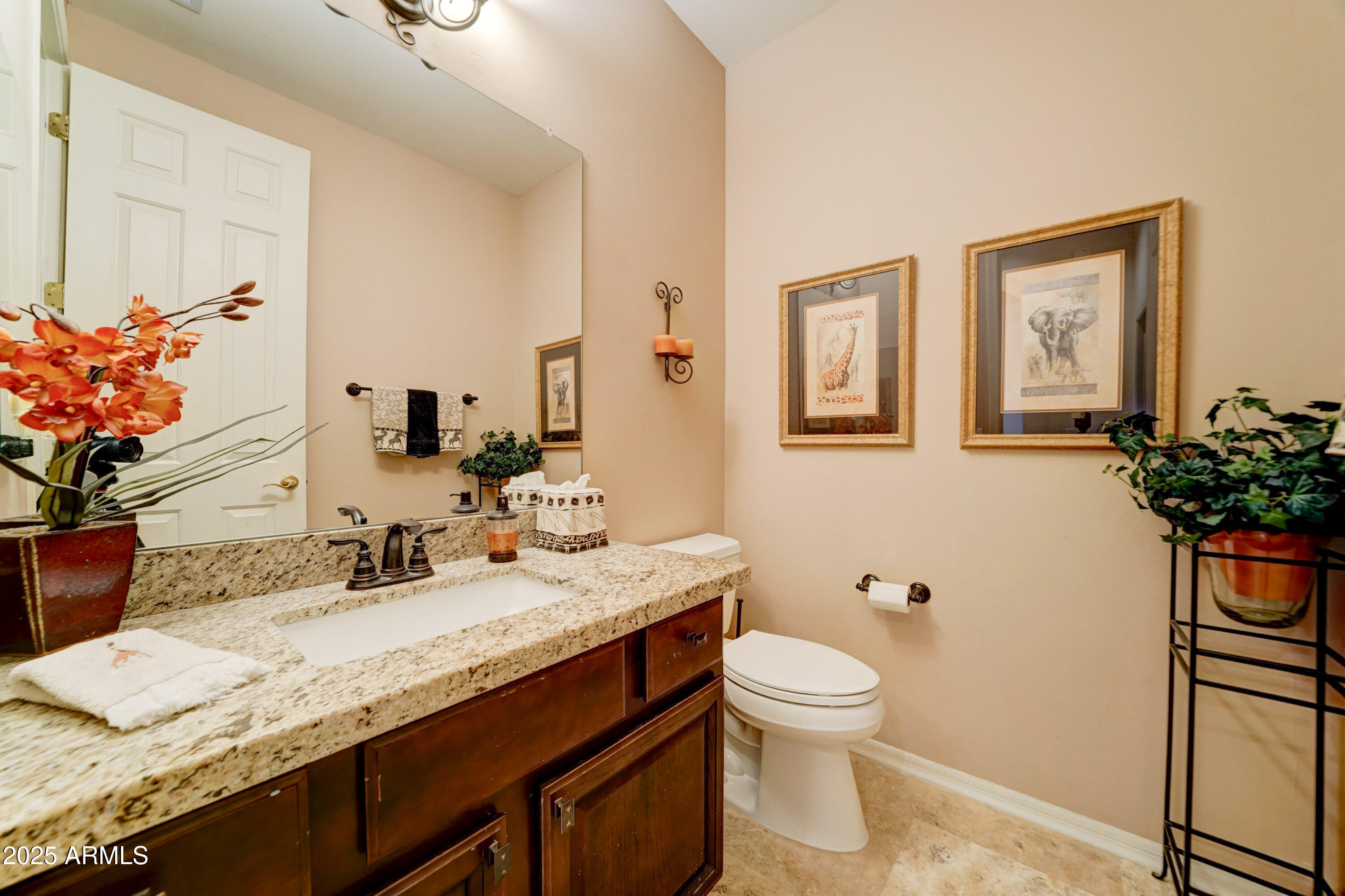 9406 E HIDDEN GREEN Drive