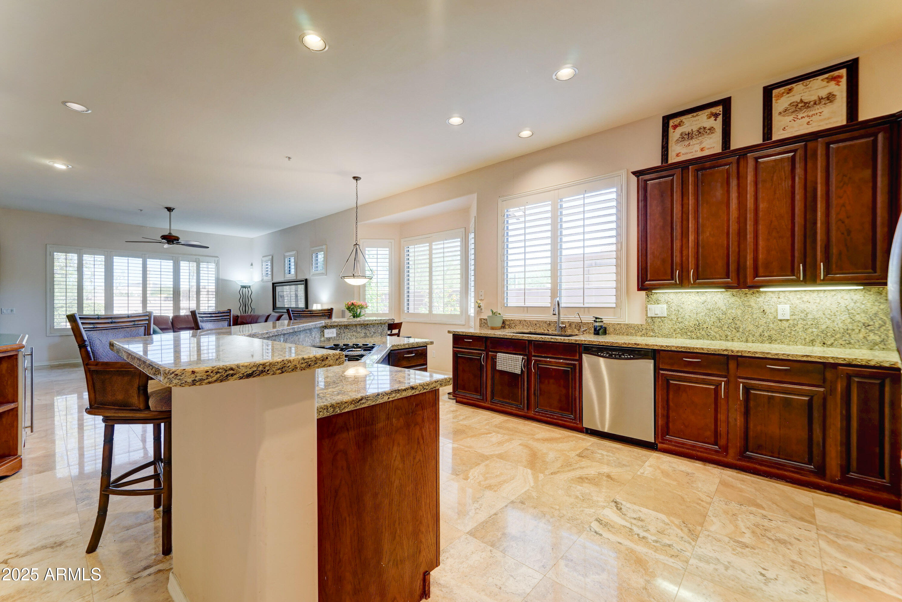 9406 E HIDDEN GREEN Drive