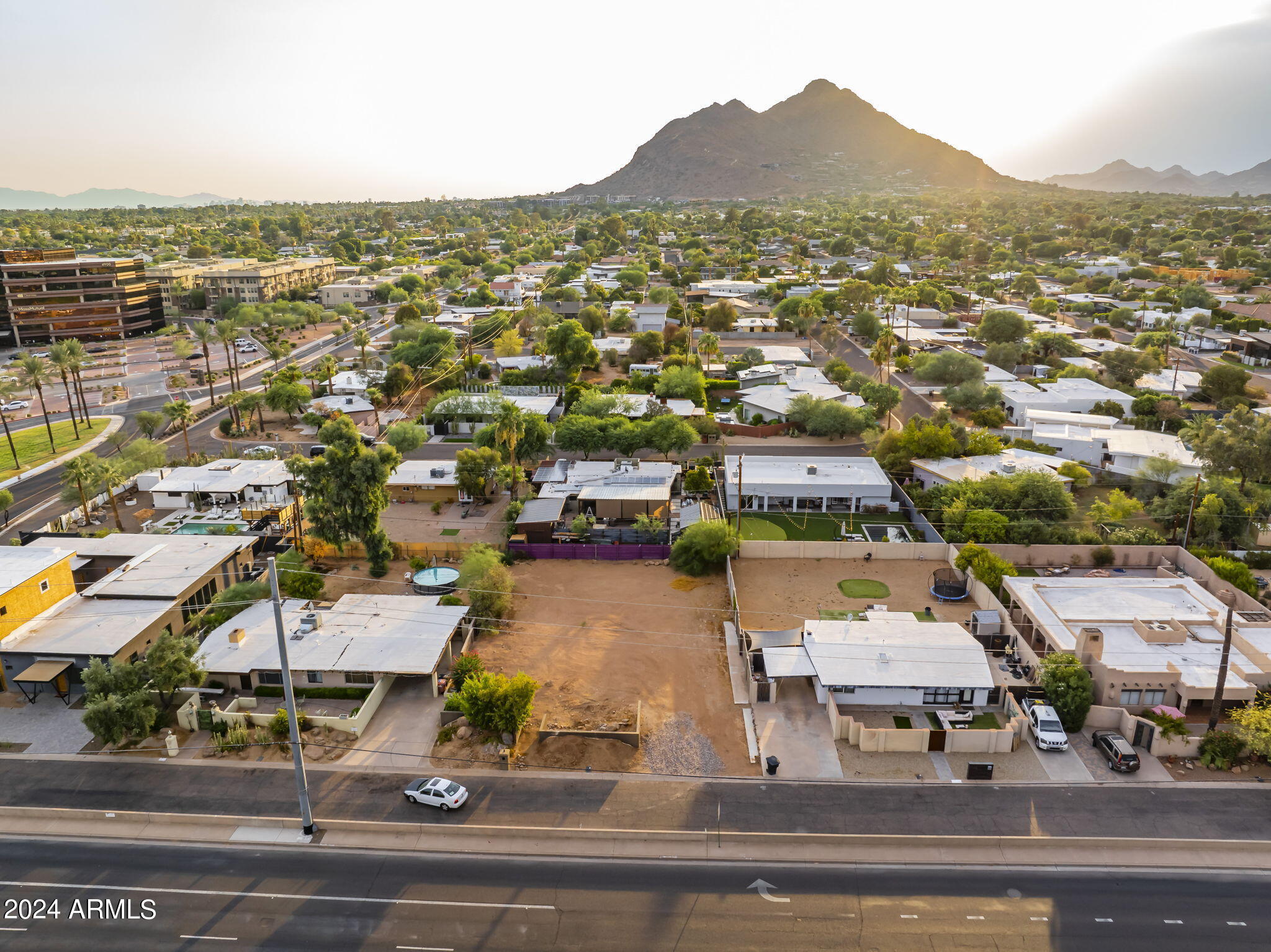 5016 N SCOTTSDALE Road, 84