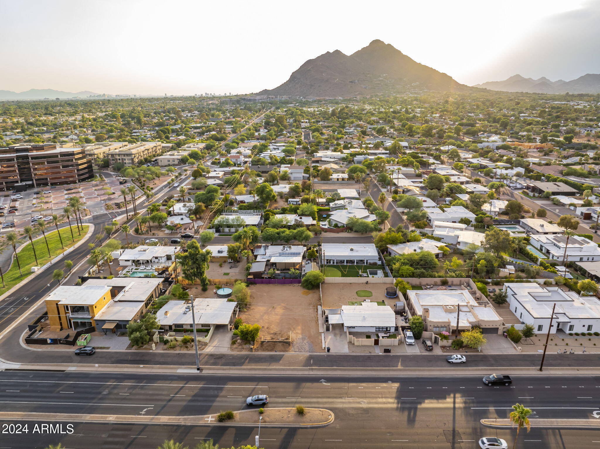 5016 N SCOTTSDALE Road, 84