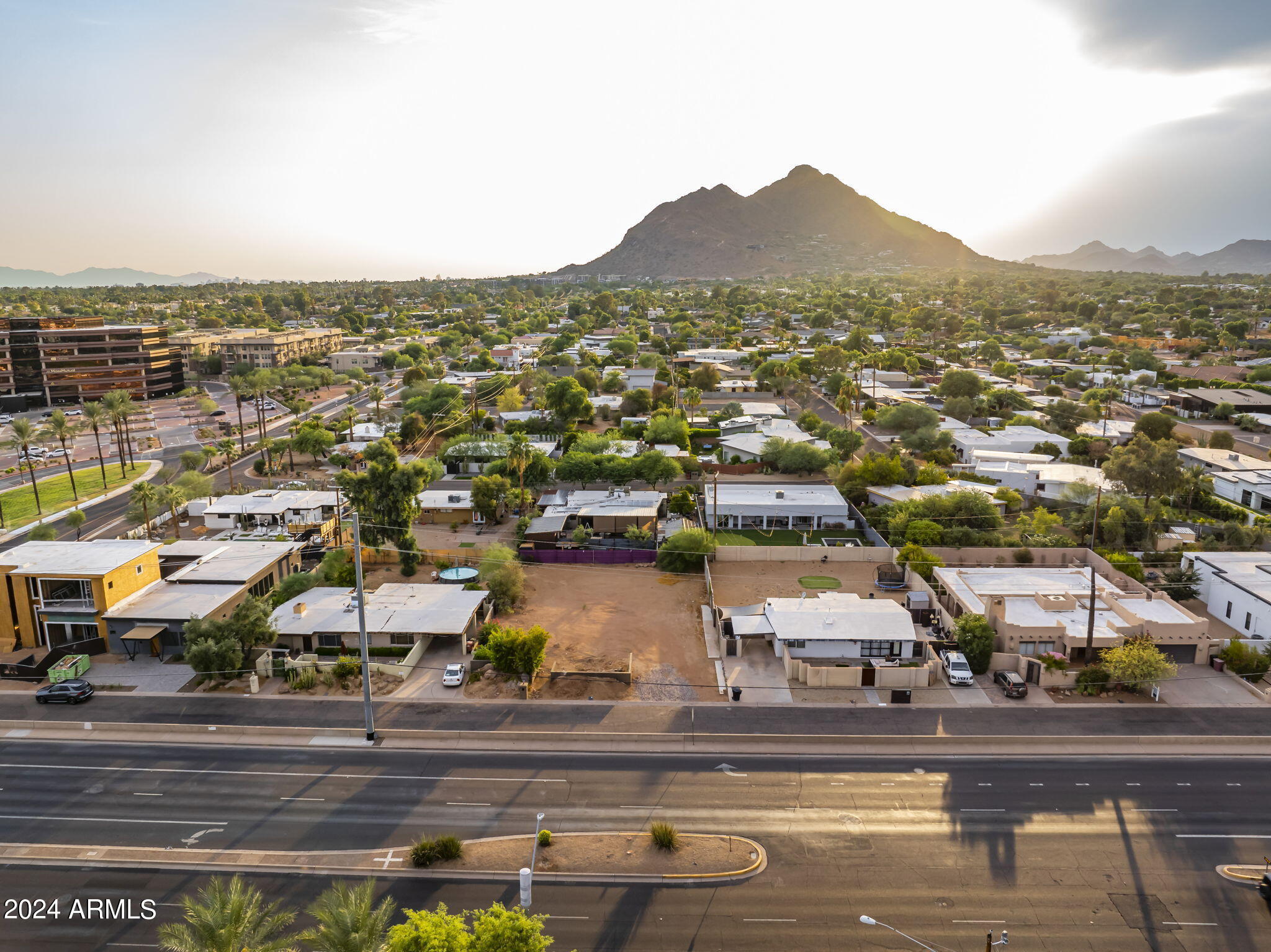 5016 N SCOTTSDALE Road, 84