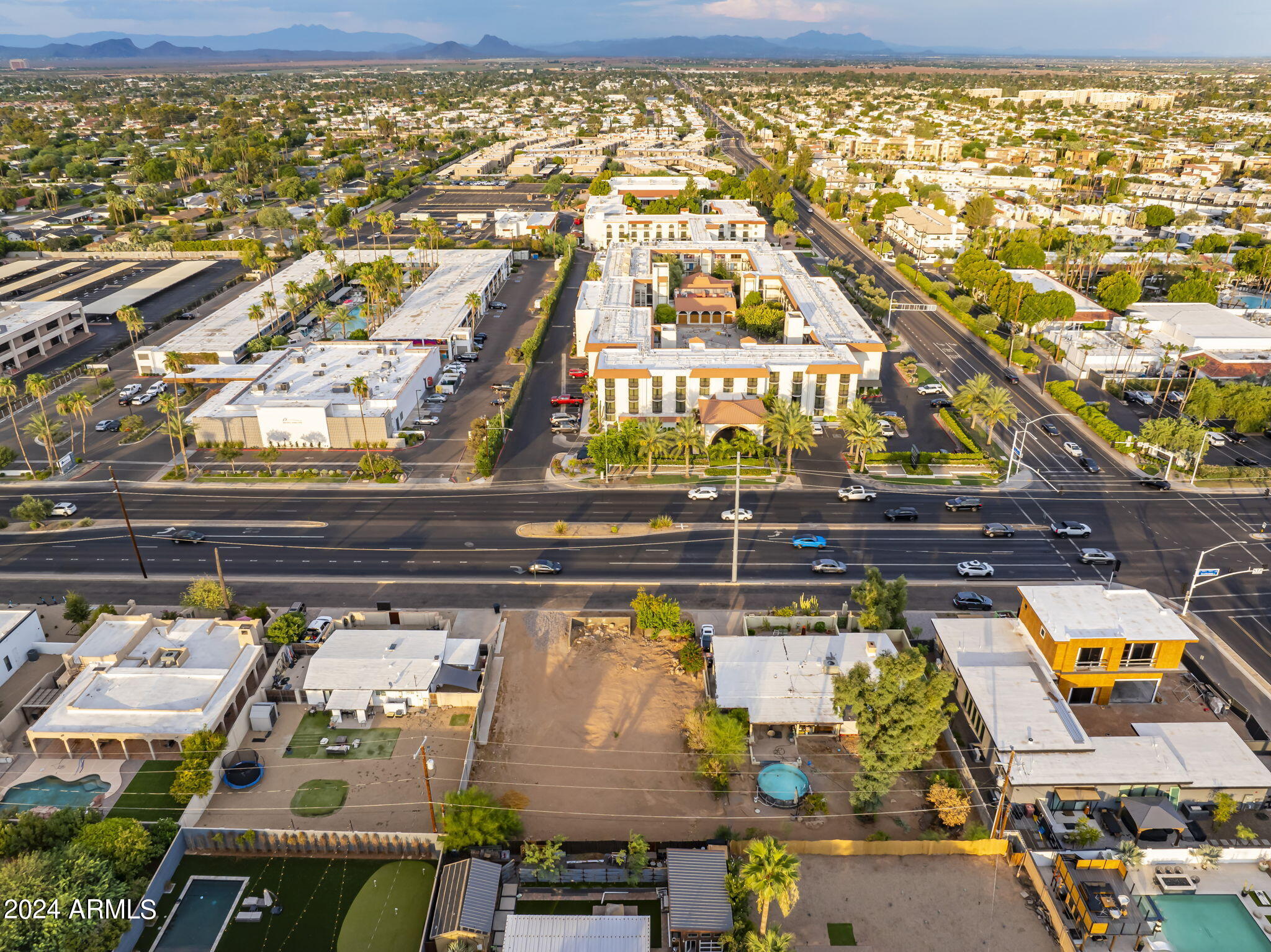 5016 N SCOTTSDALE Road, 84