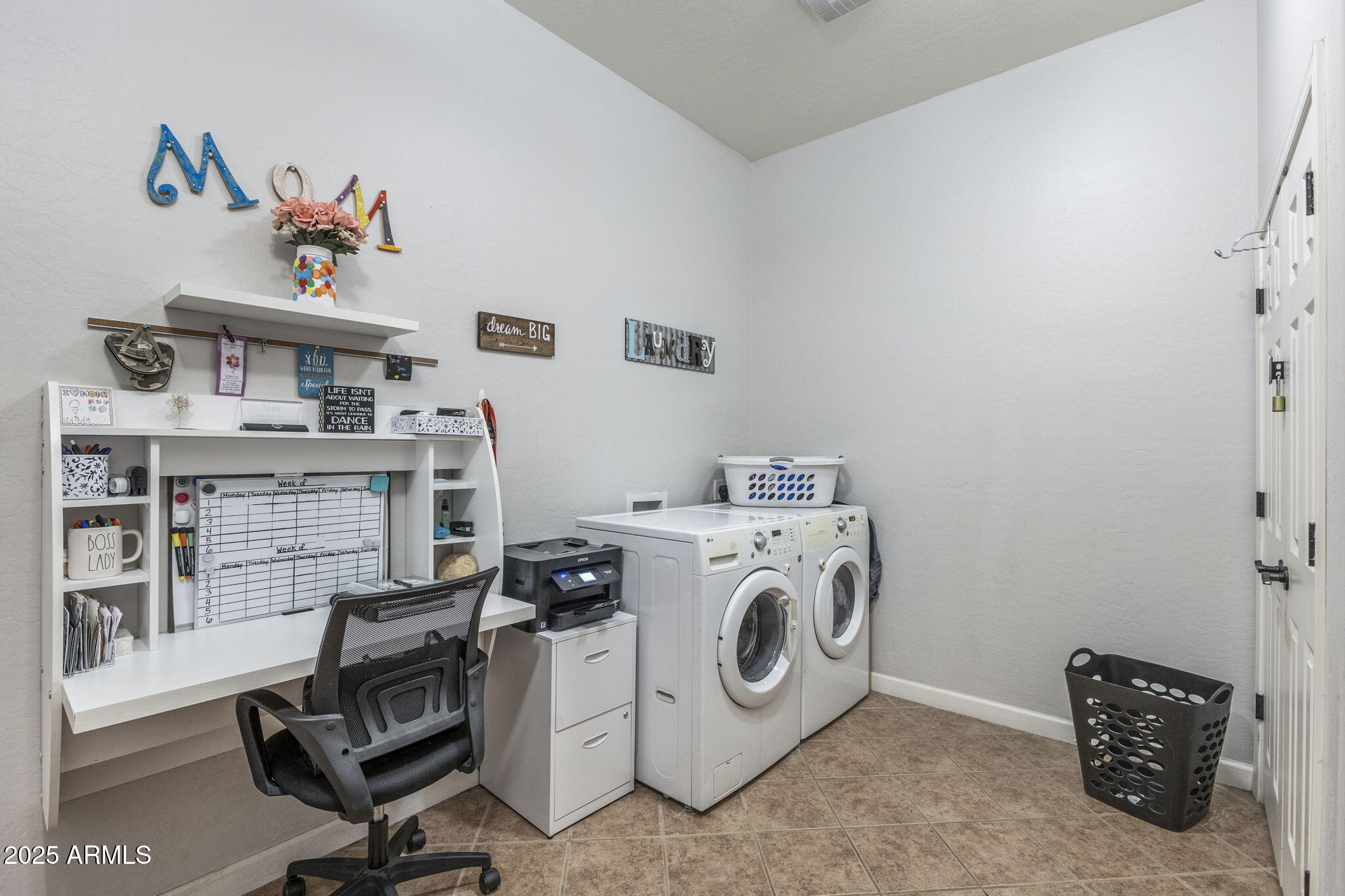 18635 E PINE BARRENS Avenue