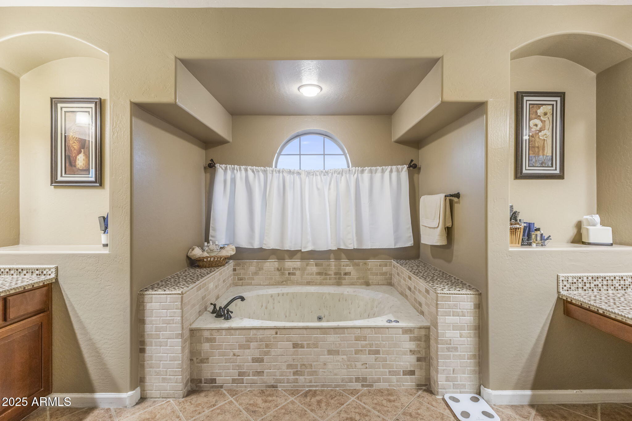 18635 E PINE BARRENS Avenue