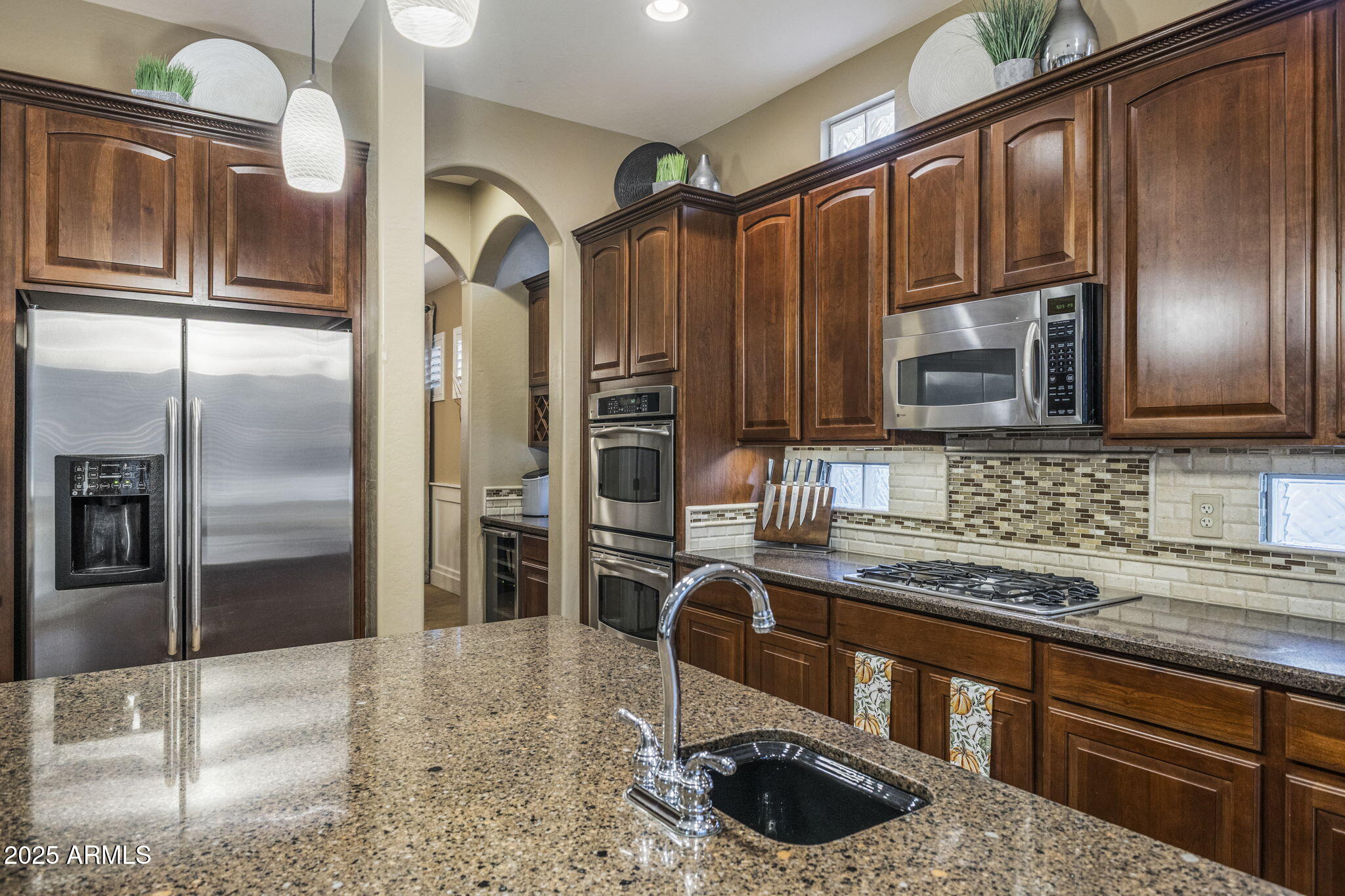 18635 E PINE BARRENS Avenue