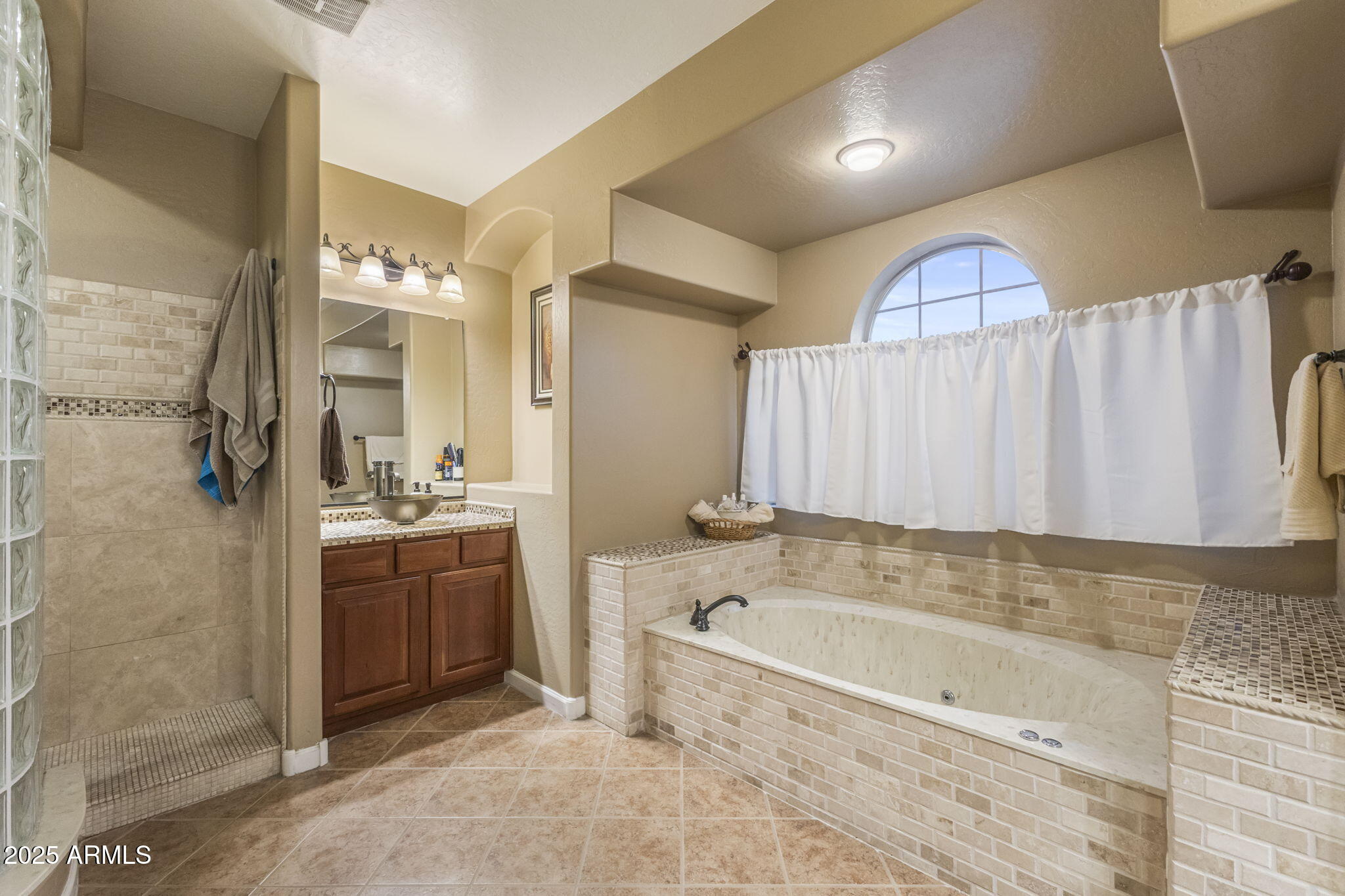 18635 E PINE BARRENS Avenue