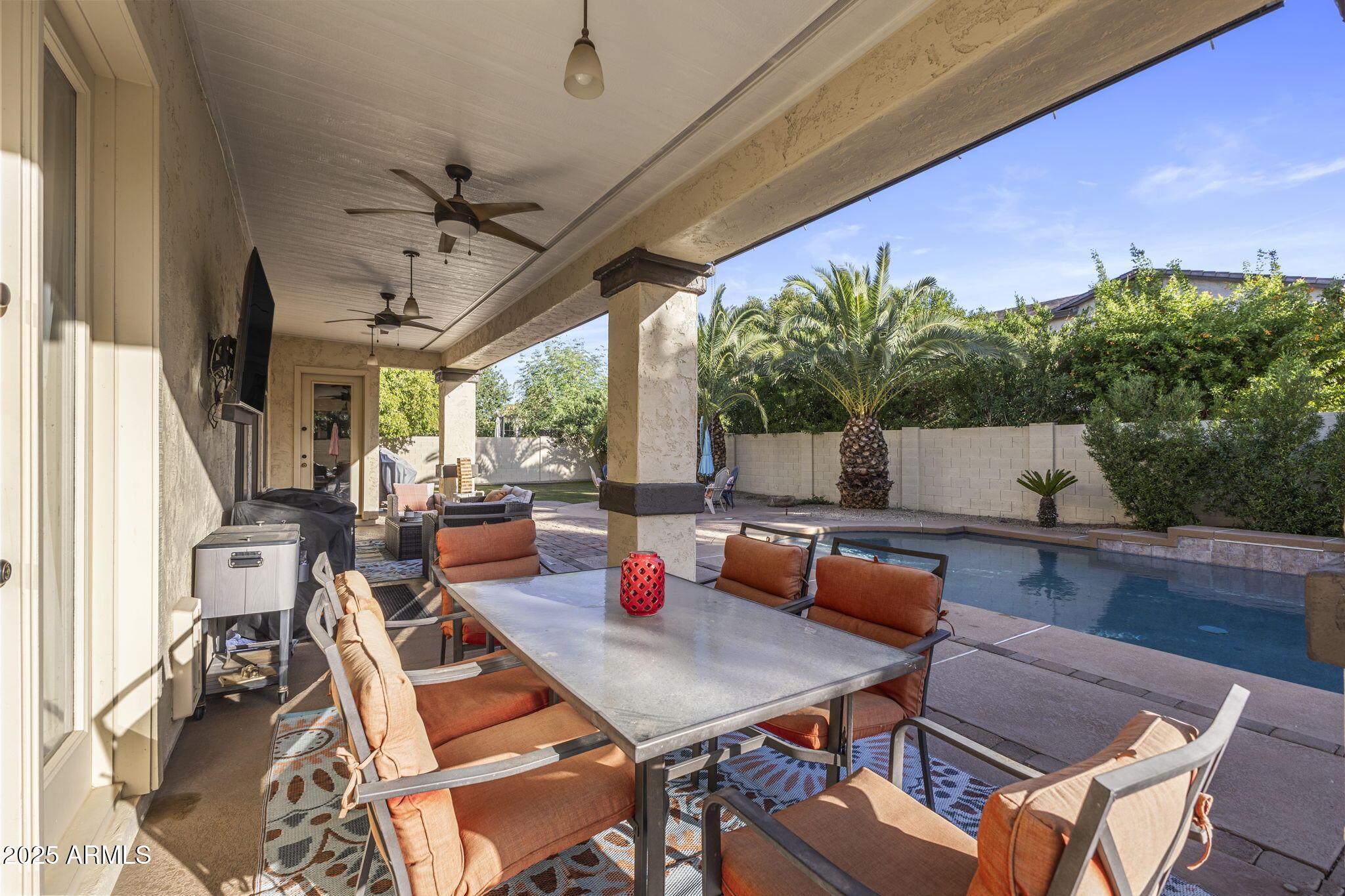 18635 E PINE BARRENS Avenue