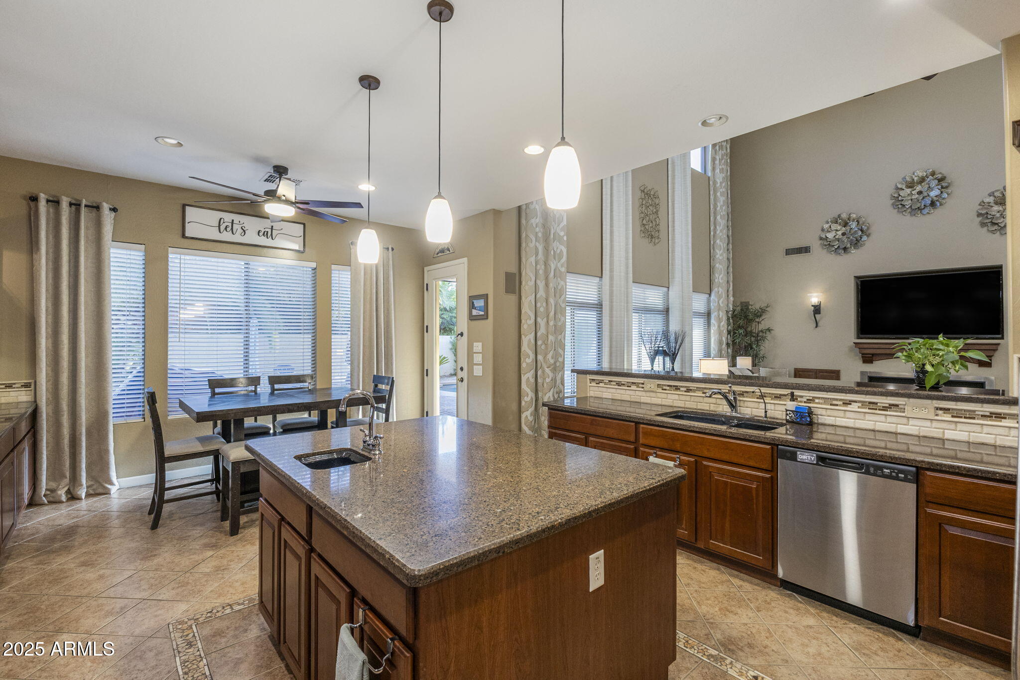 18635 E PINE BARRENS Avenue