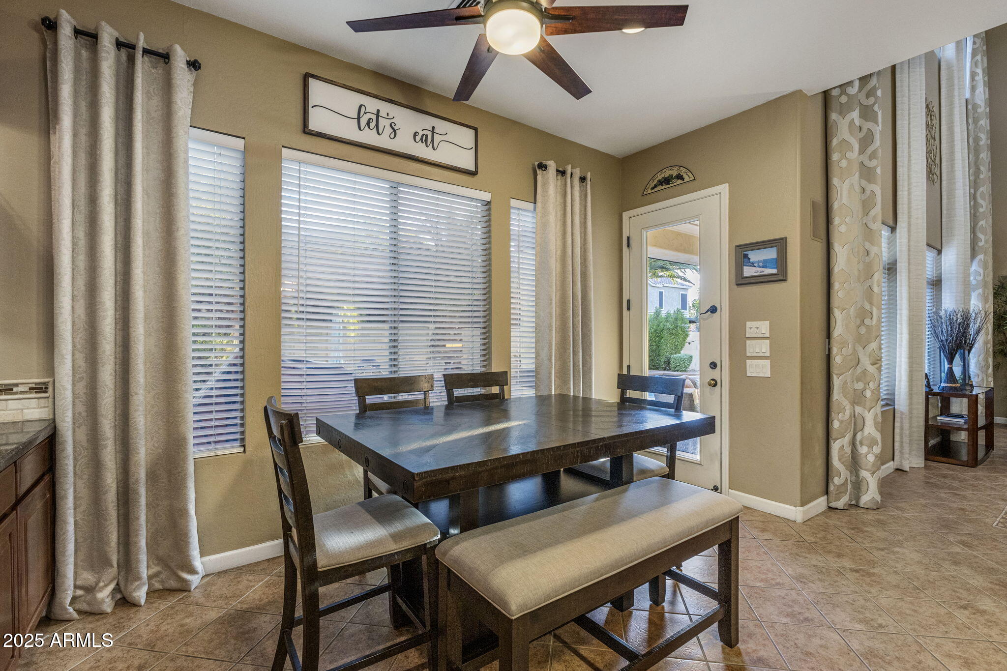 18635 E PINE BARRENS Avenue