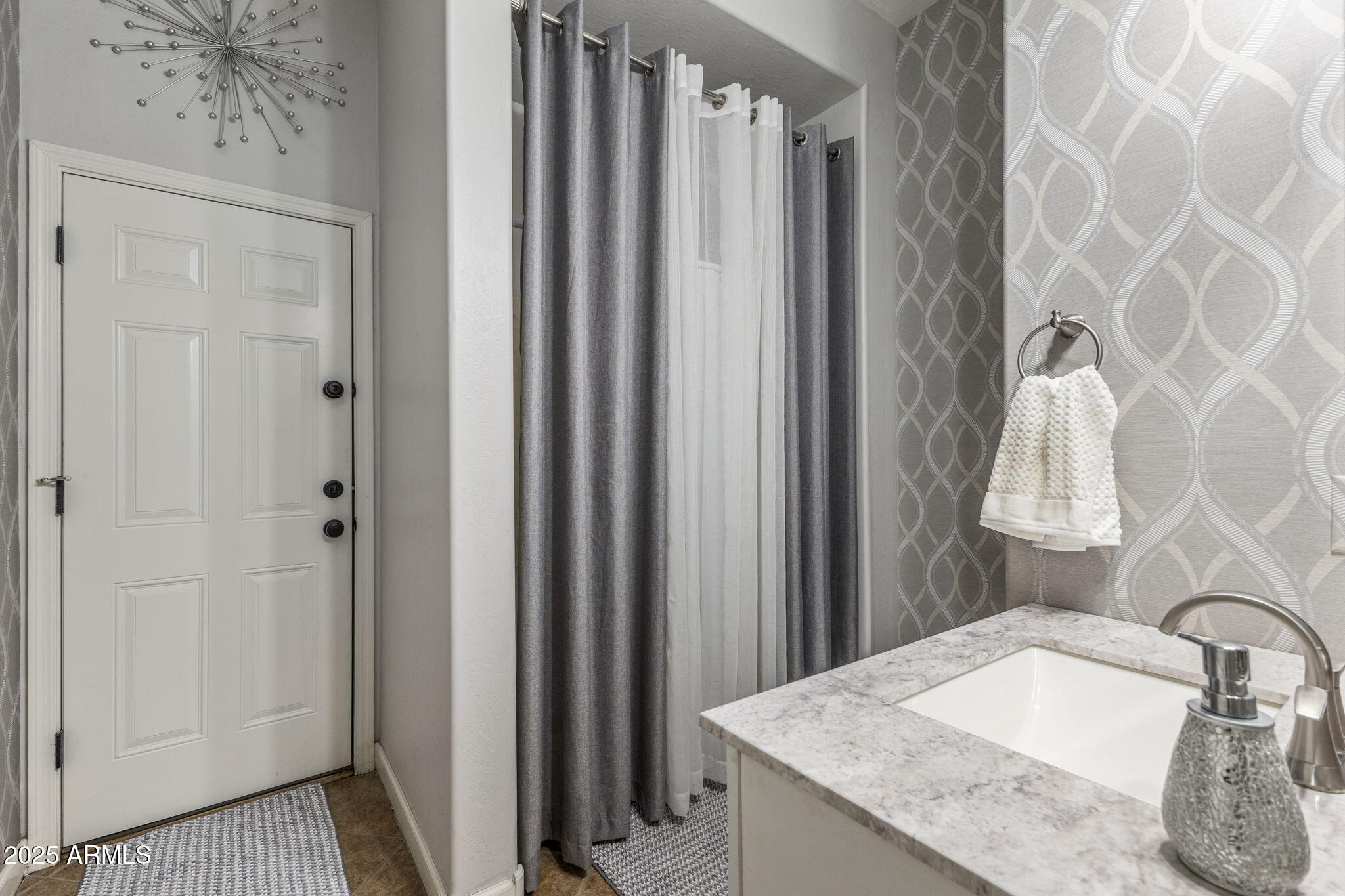 18635 E PINE BARRENS Avenue