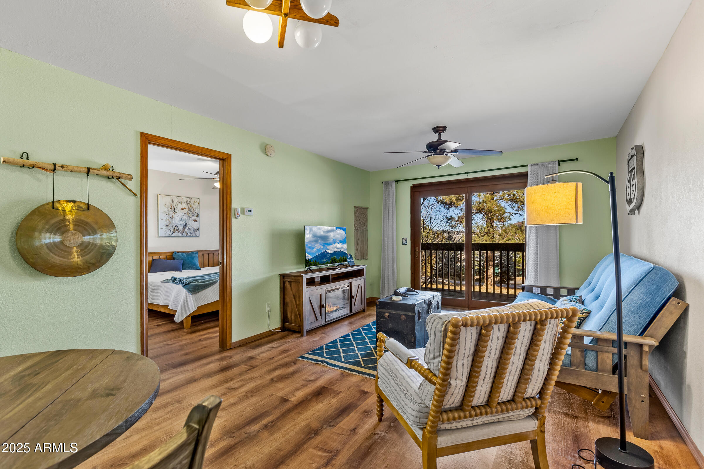 2665 N VALLEY VIEW Road 10121