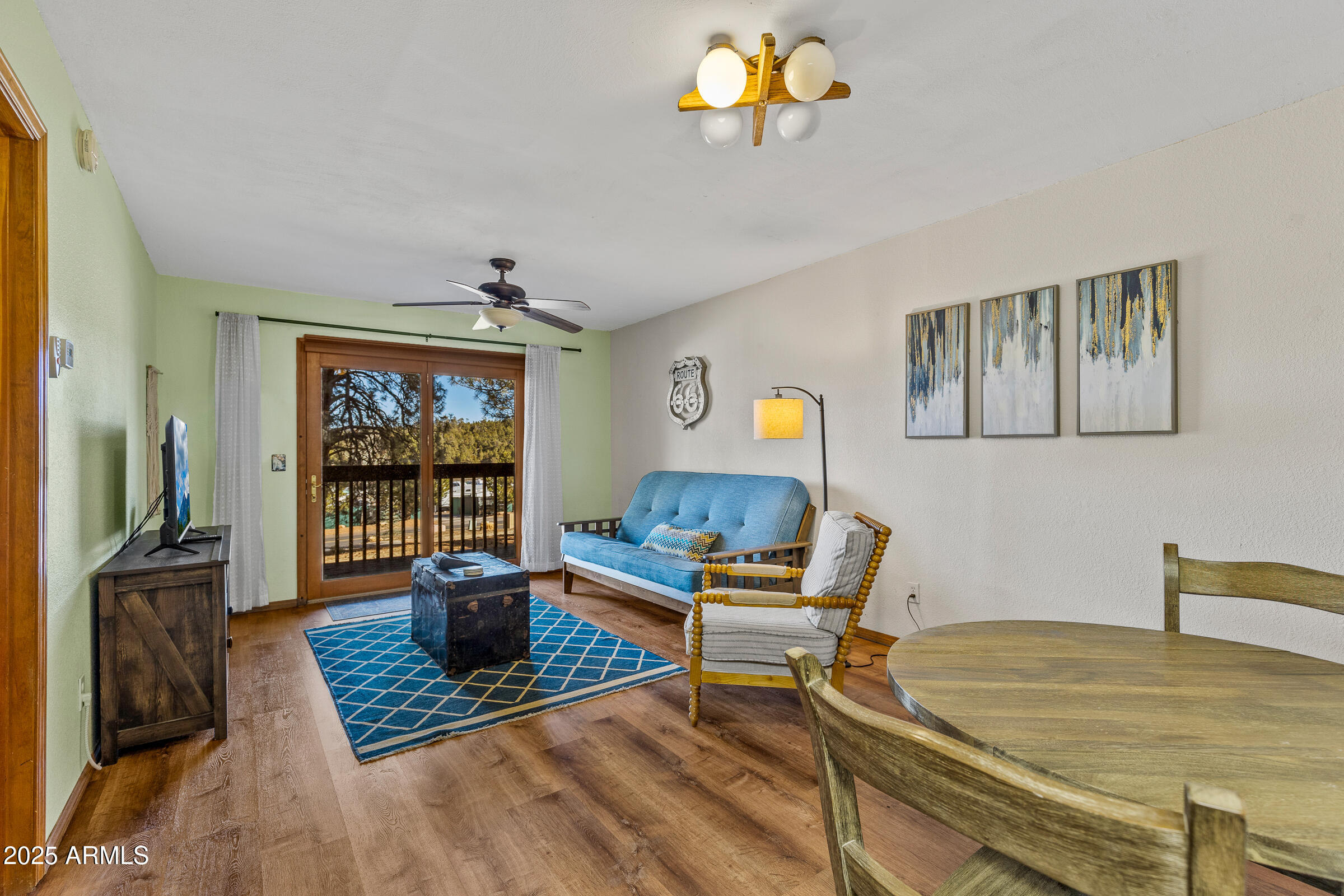 2665 N VALLEY VIEW Road 10121