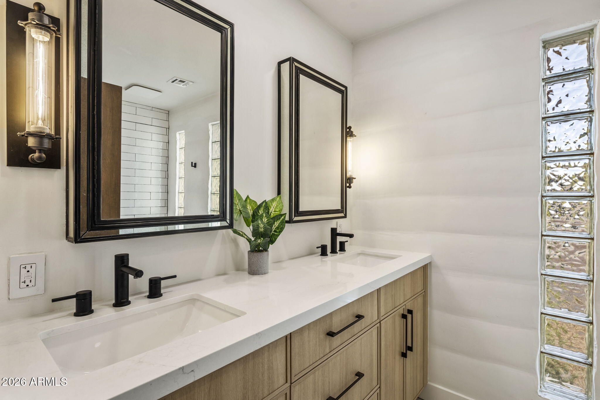 6250 E CHARTER OAK Road