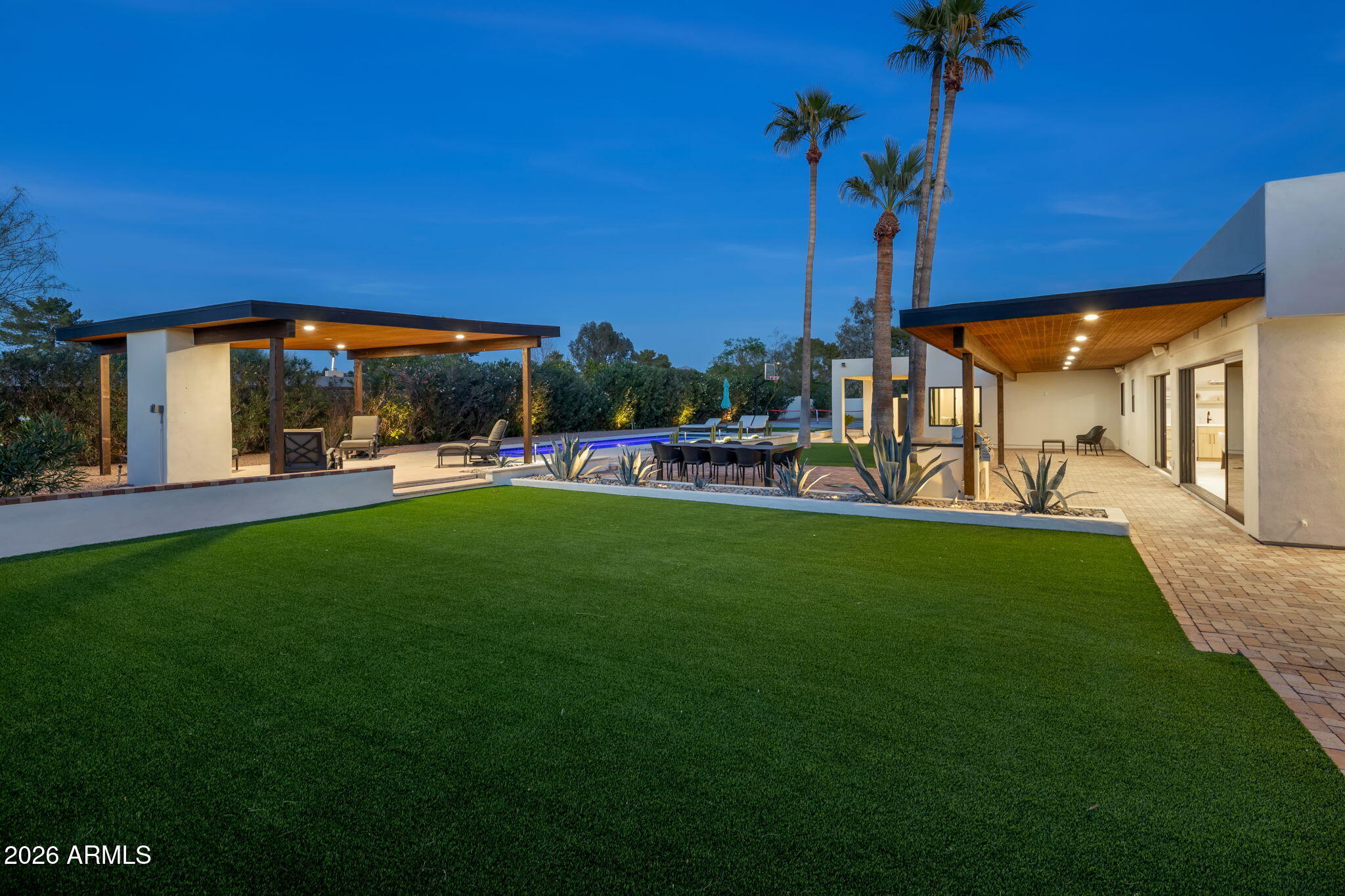 6250 E CHARTER OAK Road