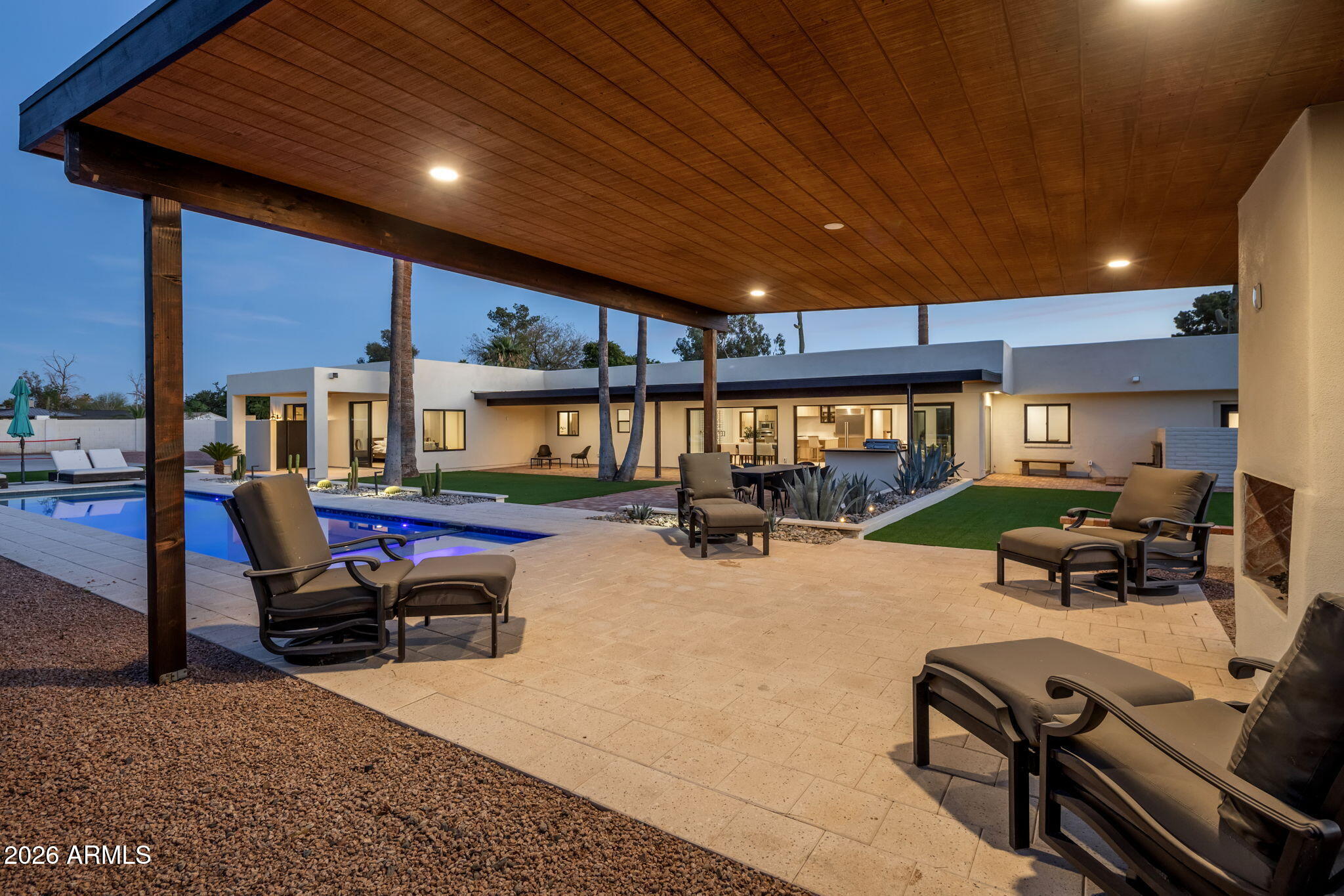 6250 E CHARTER OAK Road