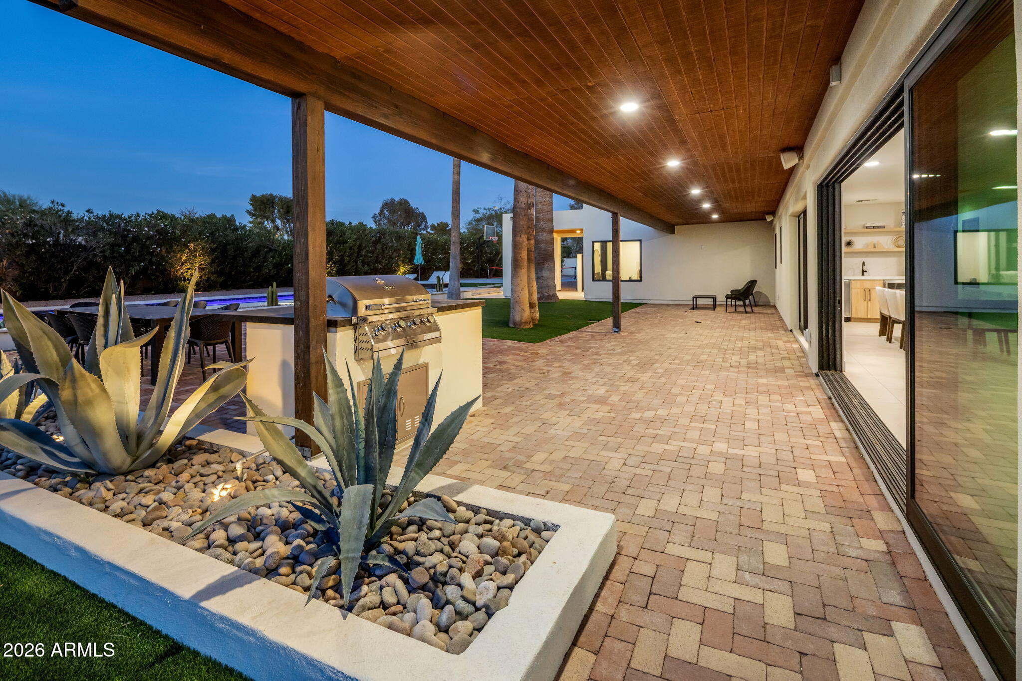 6250 E CHARTER OAK Road