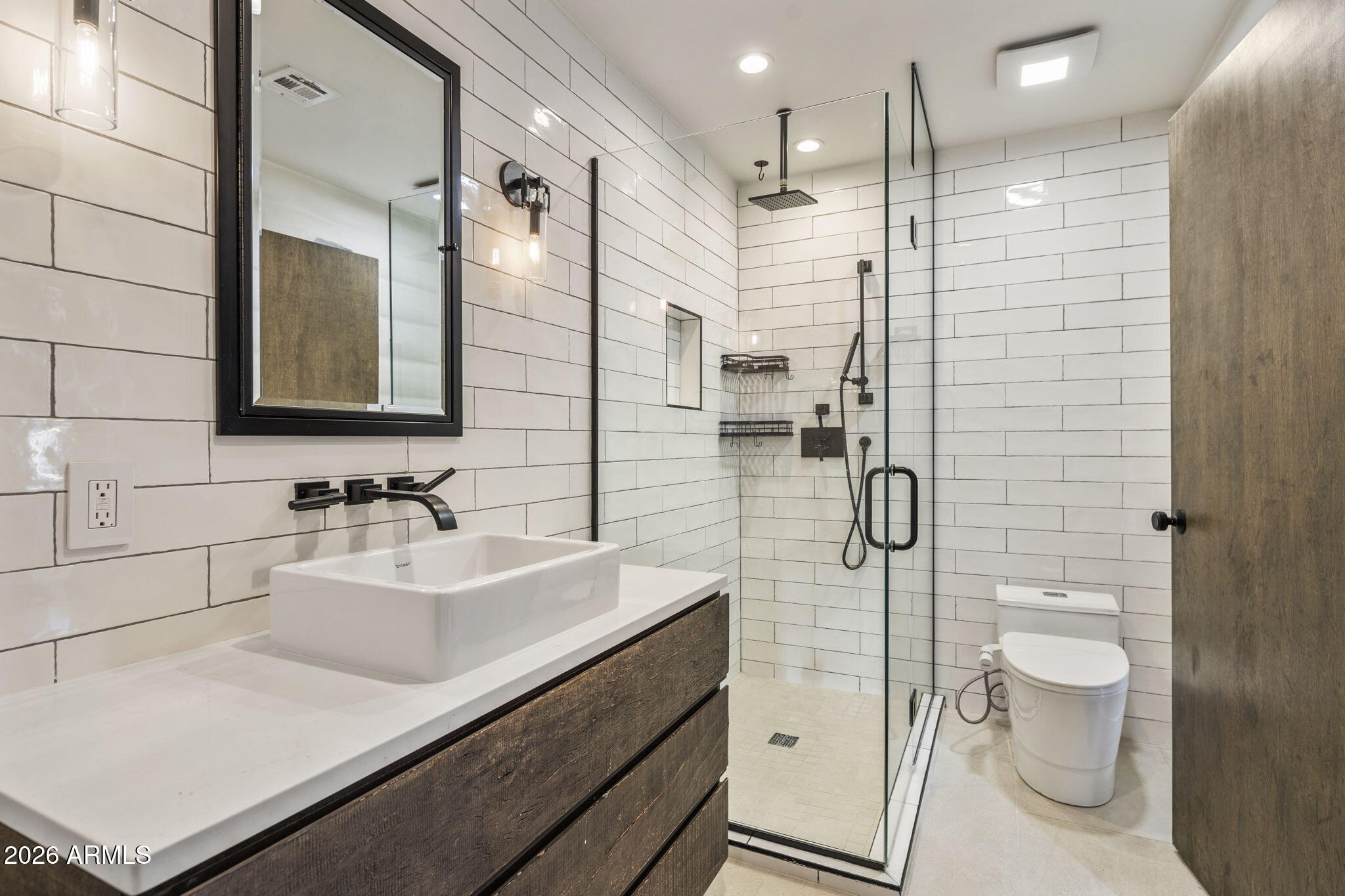 6250 E CHARTER OAK Road