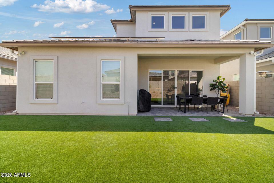 5122 E VILLAGE Drive