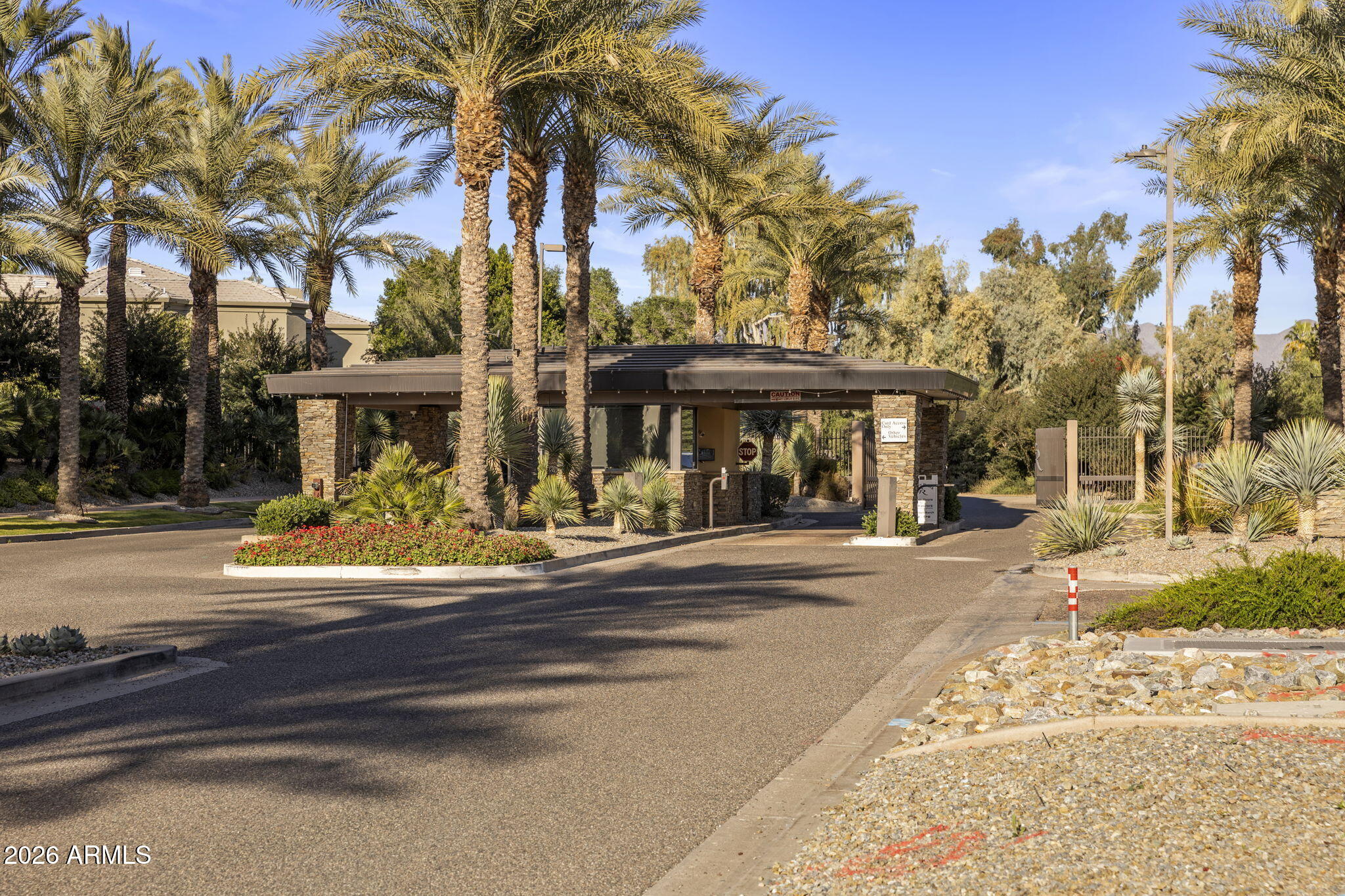 7425 E GAINEY RANCH Road 1