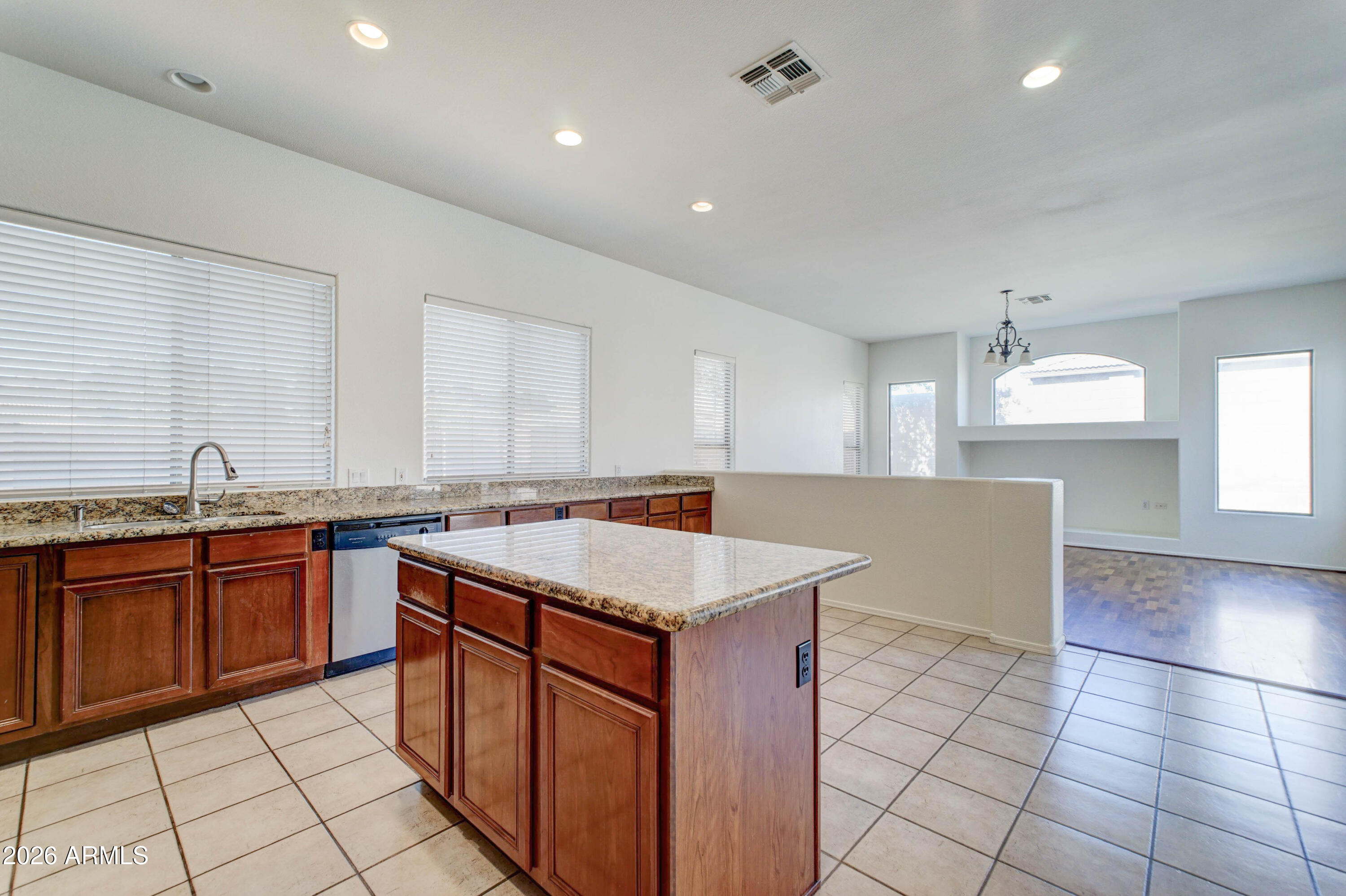 9022 E HOBART Street