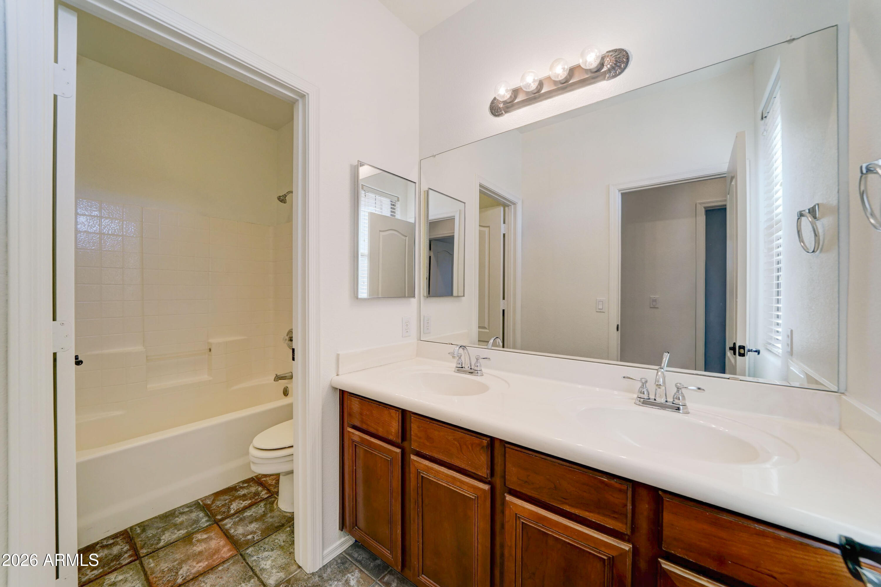 9022 E HOBART Street