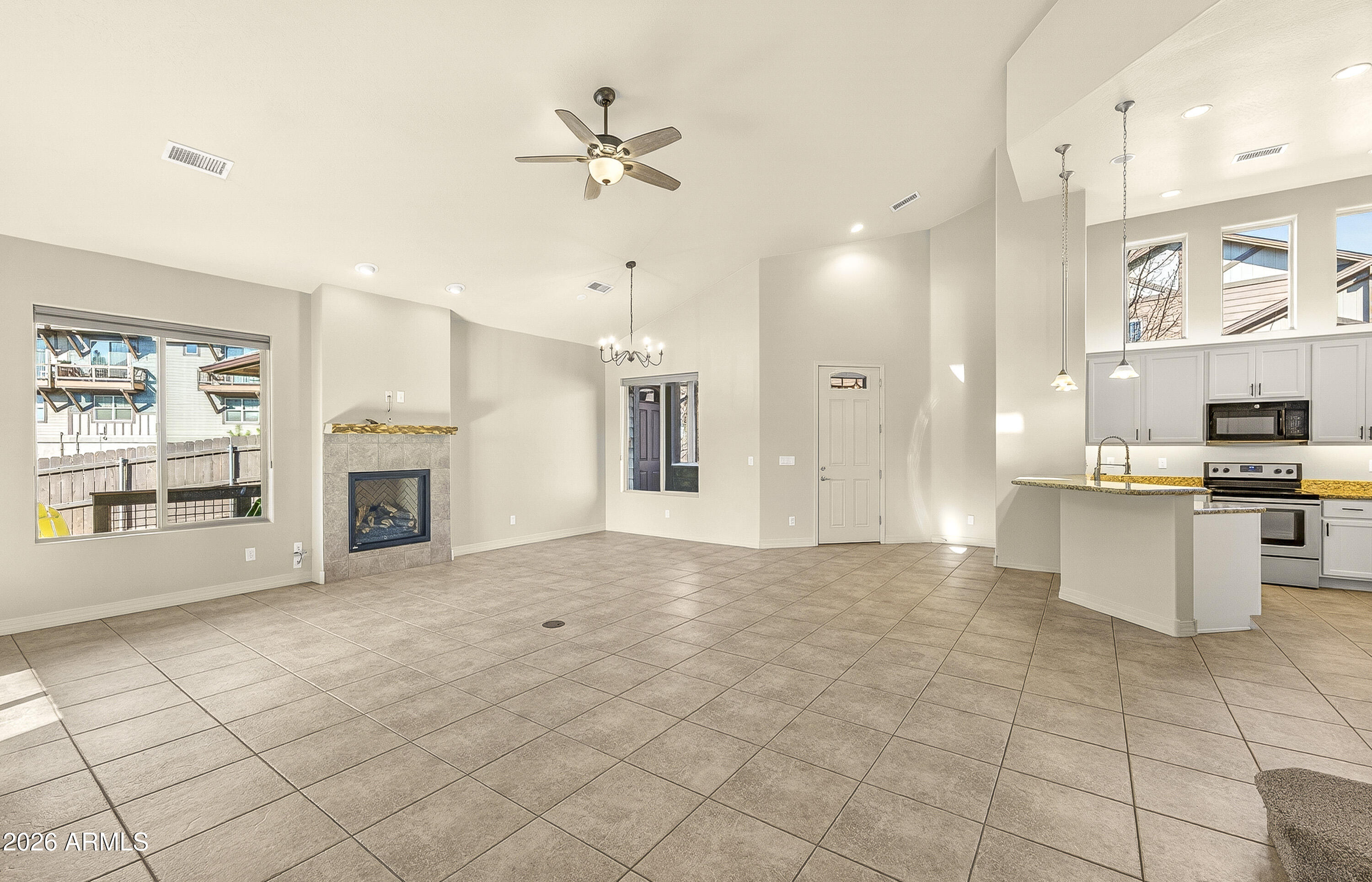 2932 S PRESIDIO DE CALABASAS