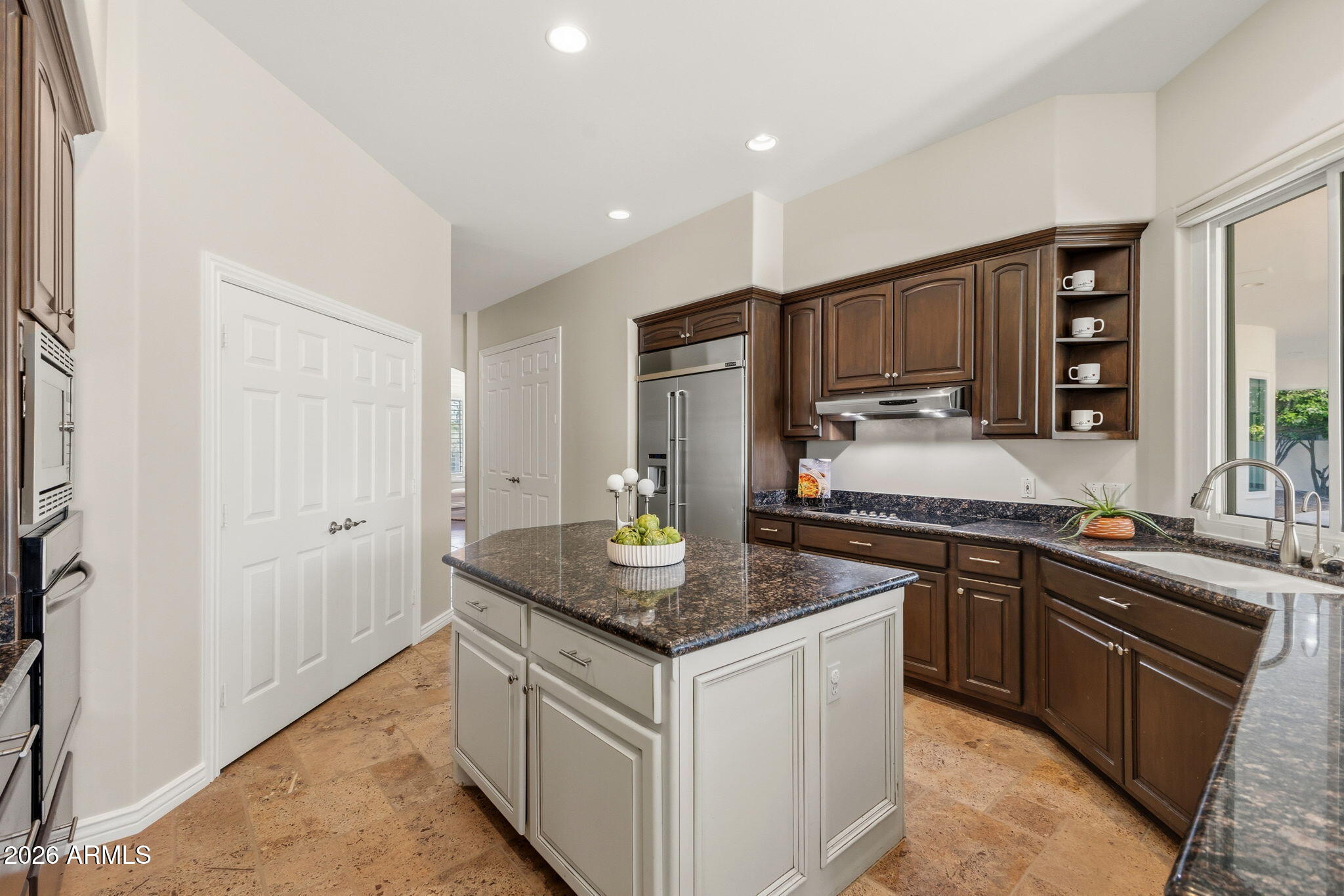 3638 E TREMAINE Court