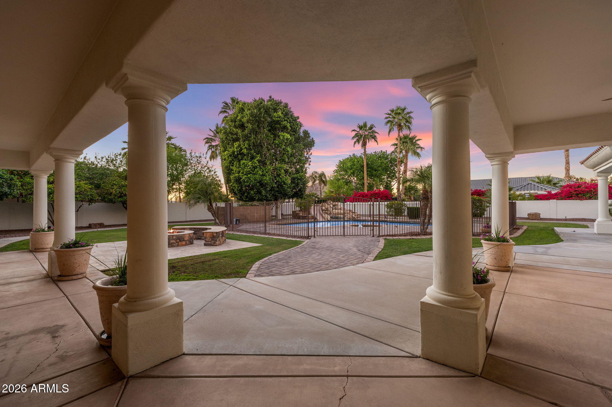 3638 E TREMAINE Court