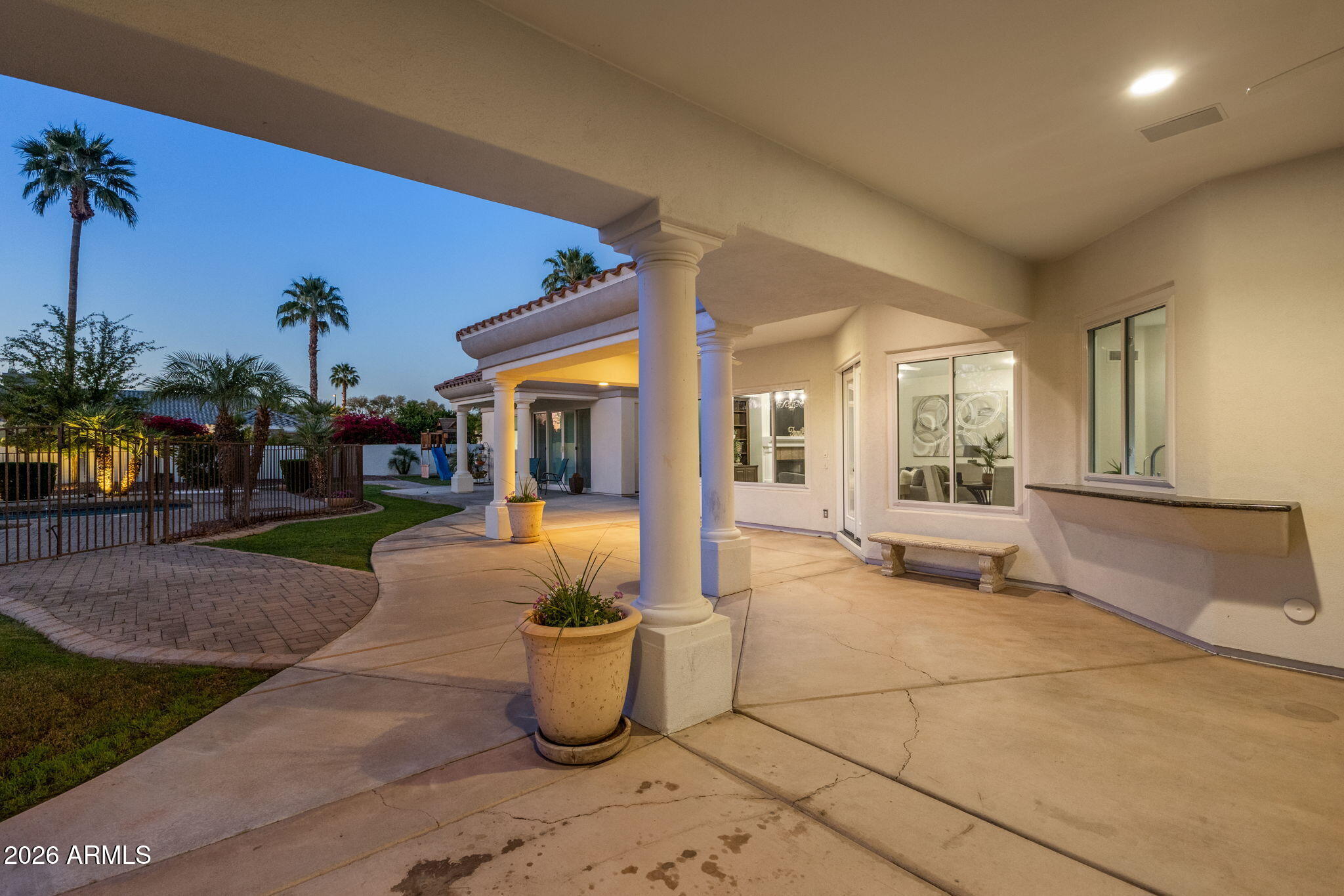 3638 E TREMAINE Court