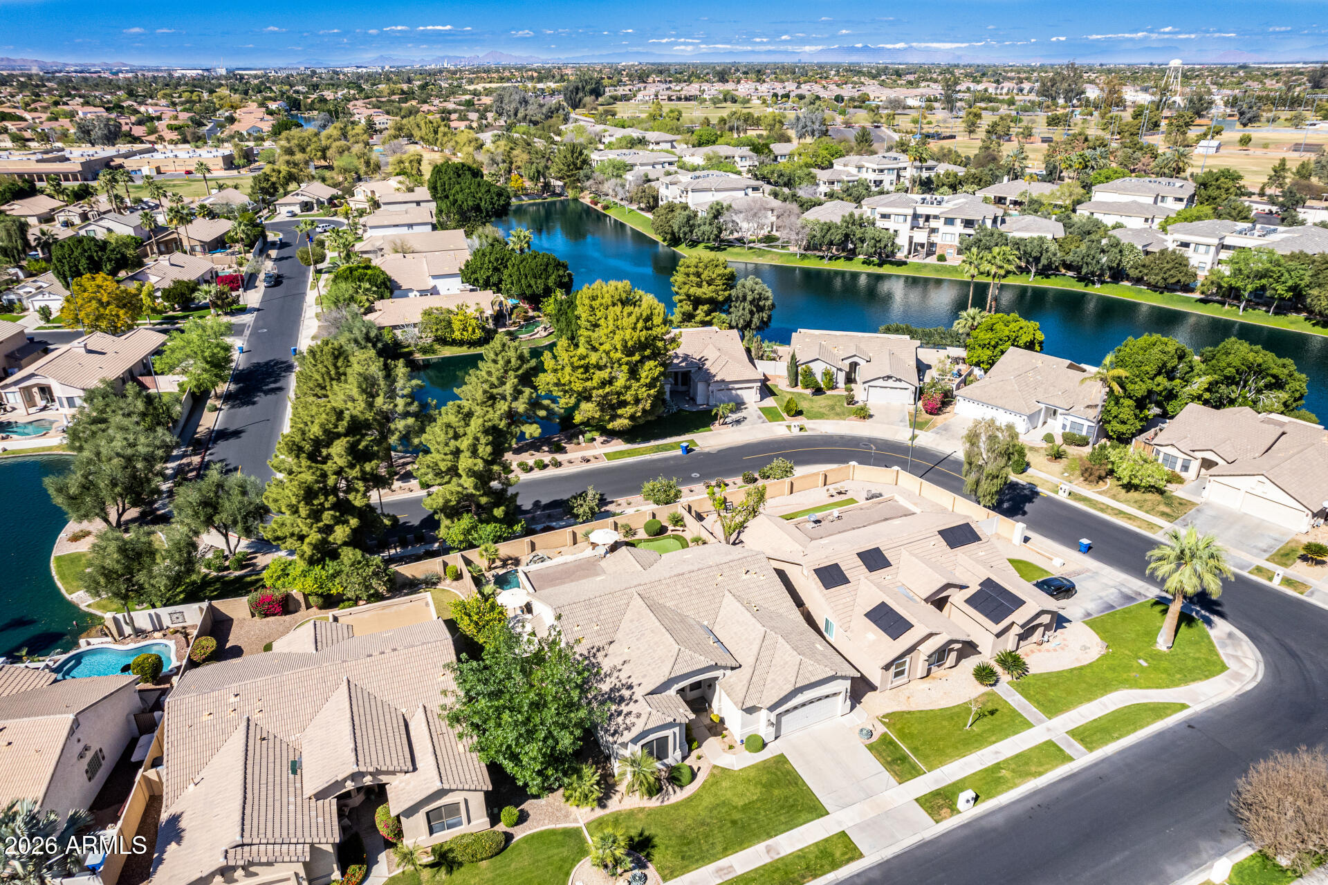 1272 W LYNX Way