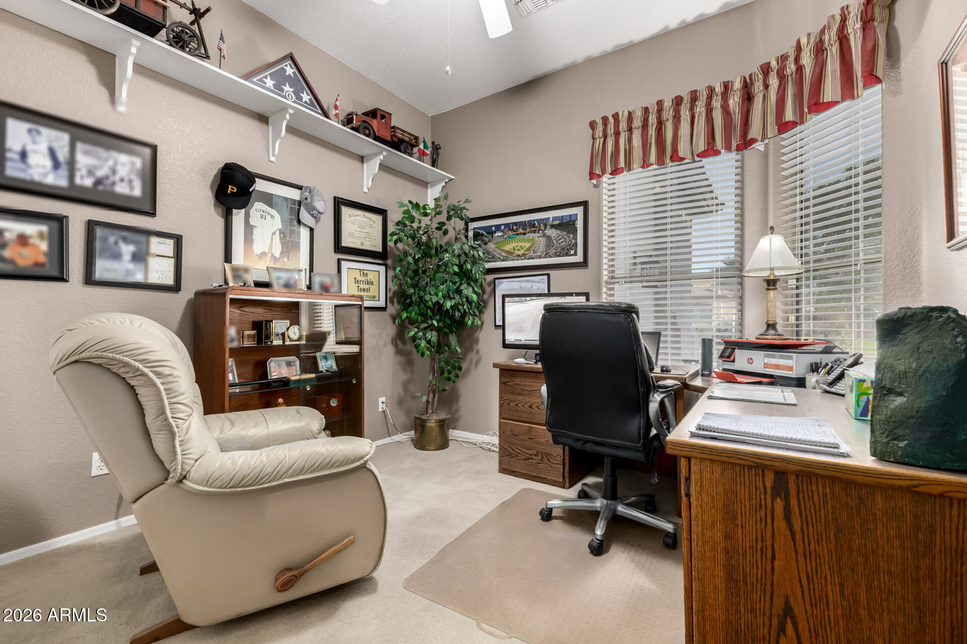 1272 W LYNX Way
