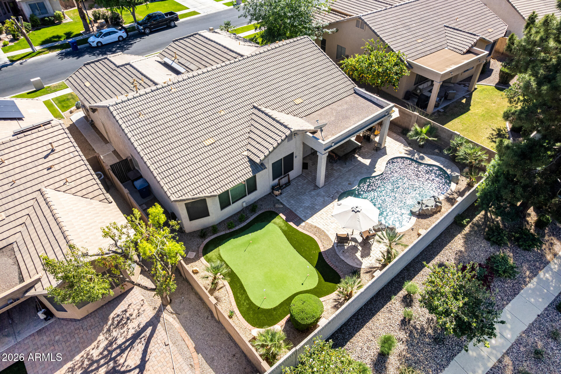 1272 W LYNX Way