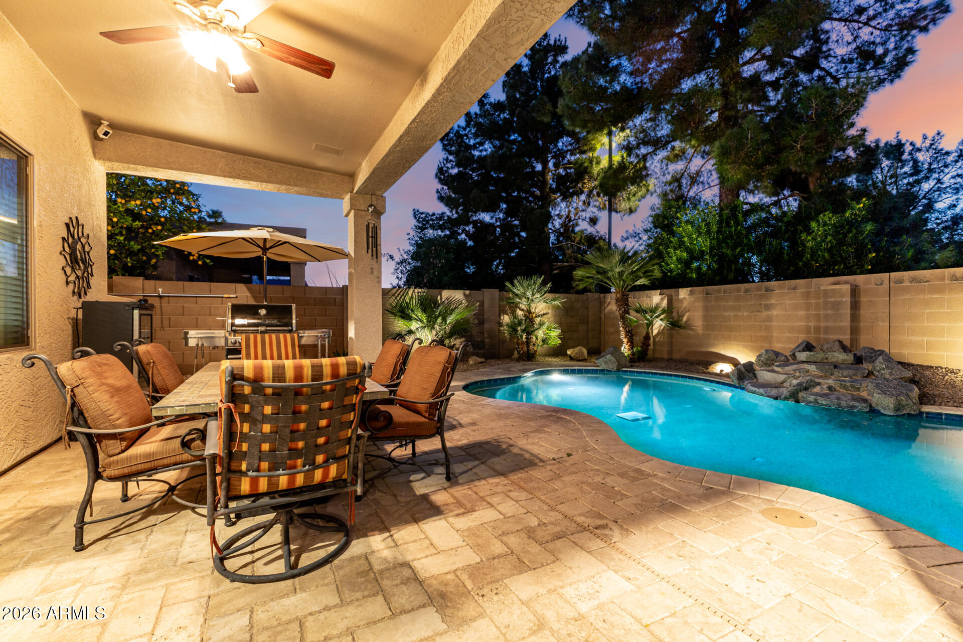 1272 W LYNX Way